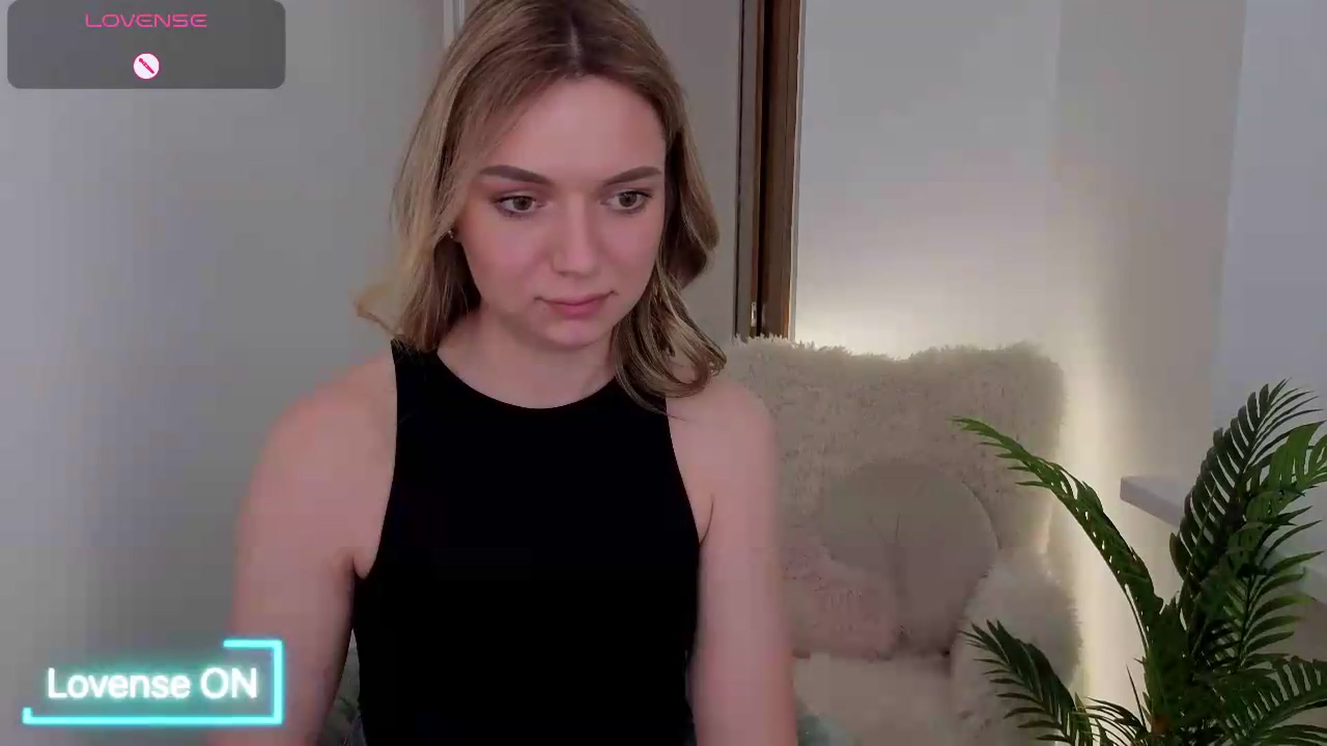 Gallery image thumbnail from AshleyMimi's myfreecams stream on, 05/31/2026, 19:50 image 11 of 20