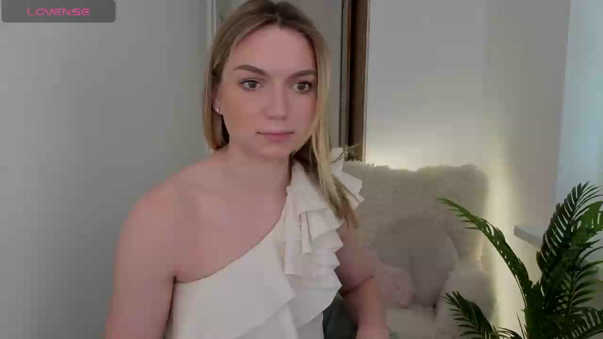 Gallery image thumbnail from AshleyMimi's myfreecams stream on, 06/01/2026, 13:20 image 1 of 20