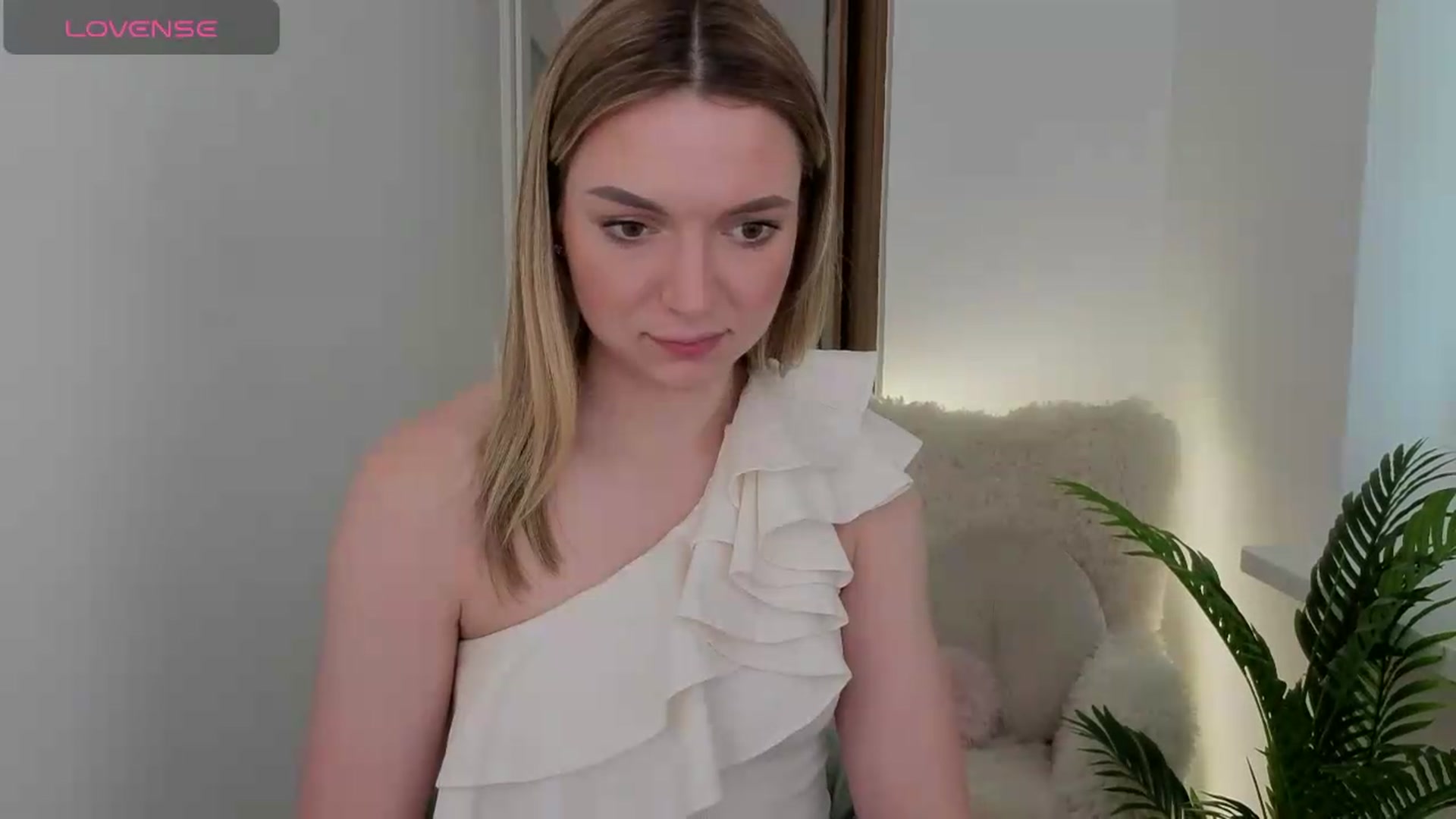 Gallery image thumbnail from AshleyMimi's myfreecams stream on, 06/01/2026, 13:20 image 5 of 20