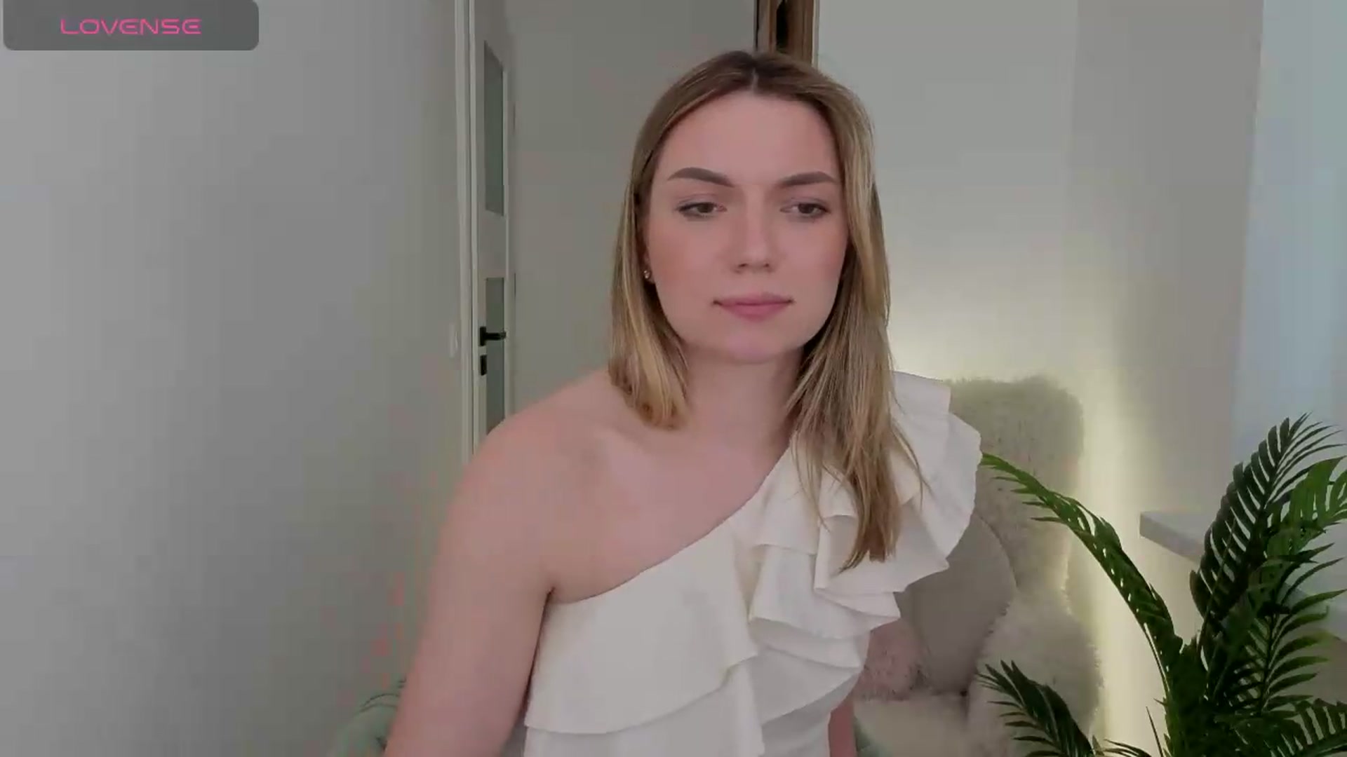 Gallery image thumbnail from AshleyMimi's myfreecams stream on, 06/01/2026, 15:22 image 9 of 20