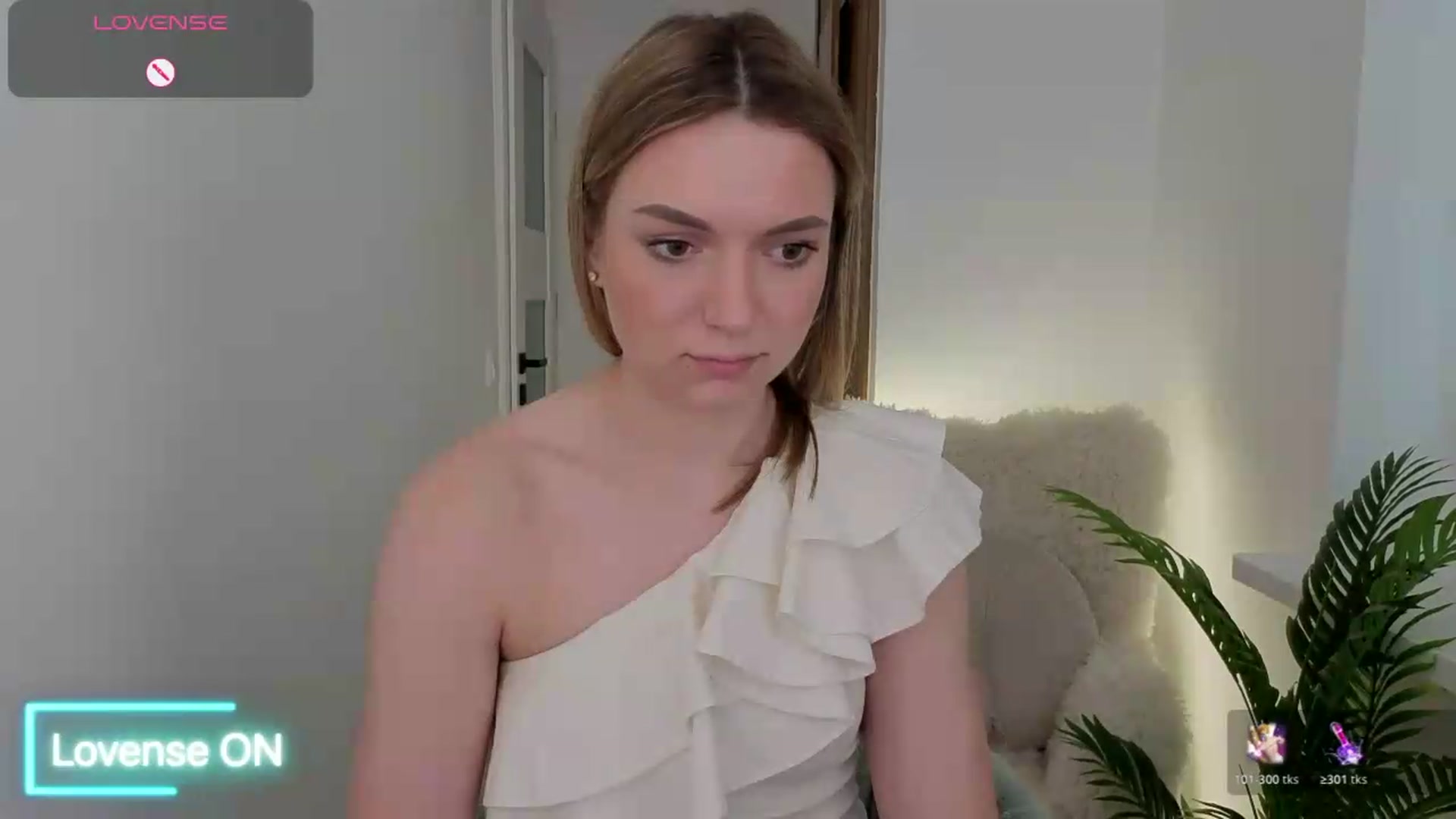 Gallery image thumbnail from AshleyMimi's myfreecams stream on, 06/01/2026, 15:22 image 13 of 20