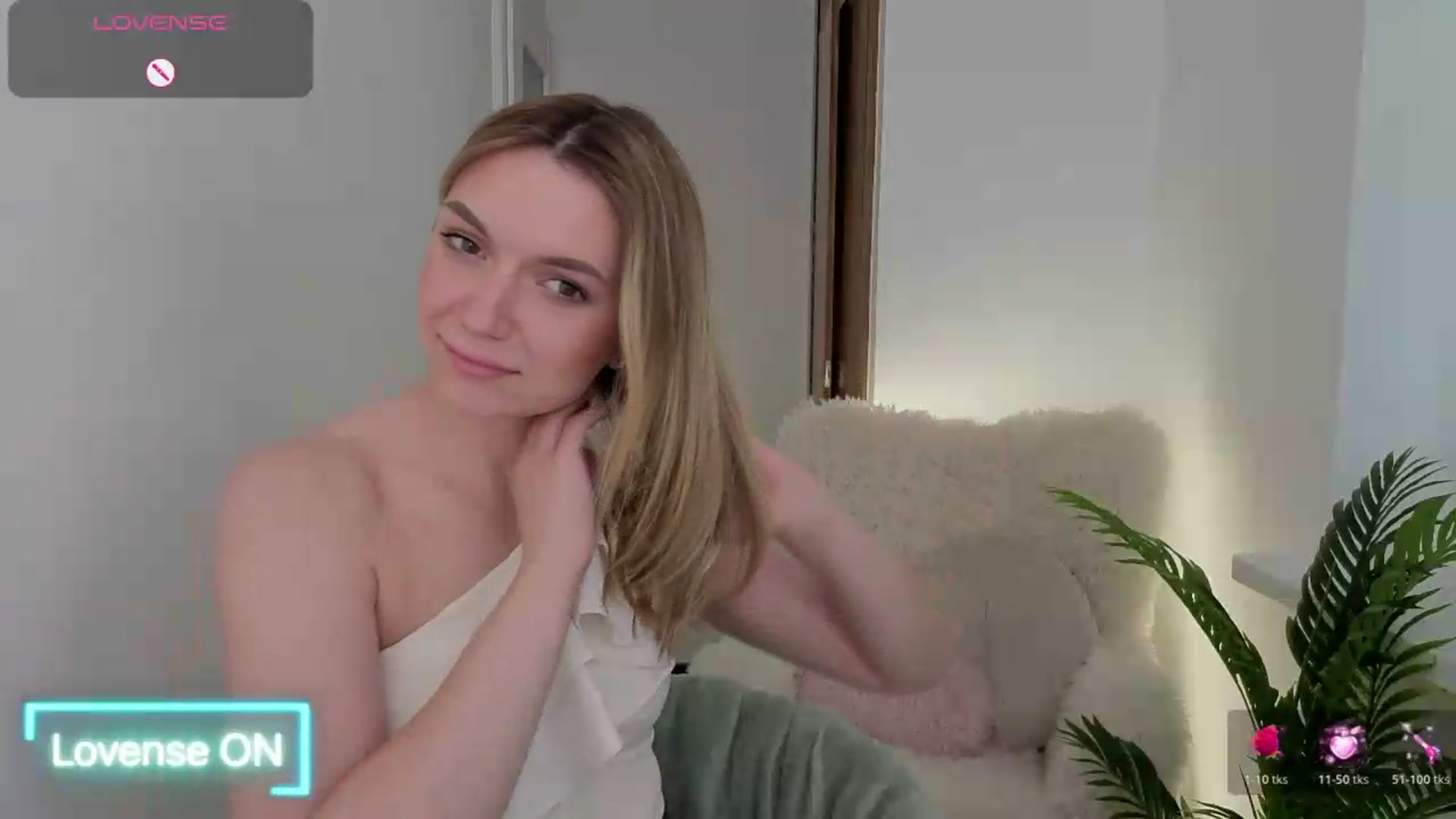Gallery image thumbnail from AshleyMimi's myfreecams stream on, 06/01/2026, 15:39 image 13 of 20