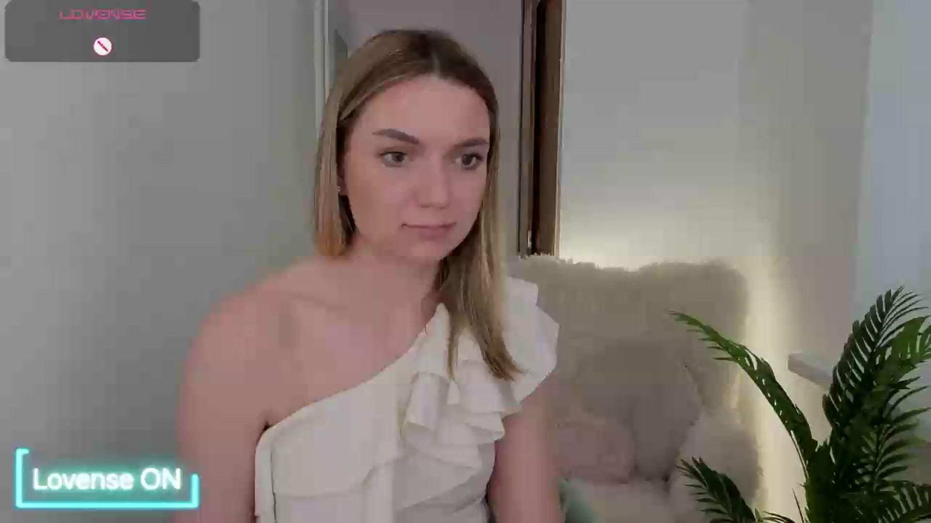 Gallery image thumbnail from AshleyMimi's myfreecams stream on, 06/01/2026, 15:39 image 20 of 20