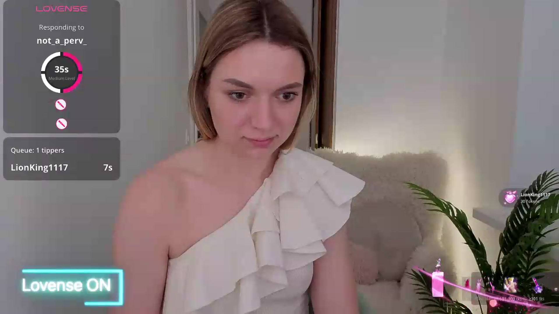 Gallery image thumbnail from AshleyMimi's myfreecams stream on, 06/01/2026, 20:09 image 4 of 20