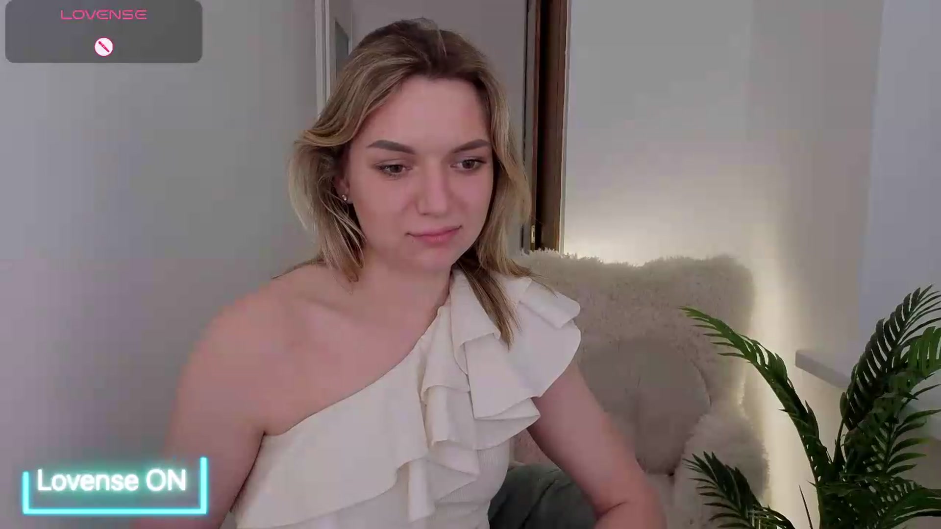 Gallery image thumbnail from AshleyMimi's myfreecams stream on, 06/01/2026, 20:09 image 20 of 20