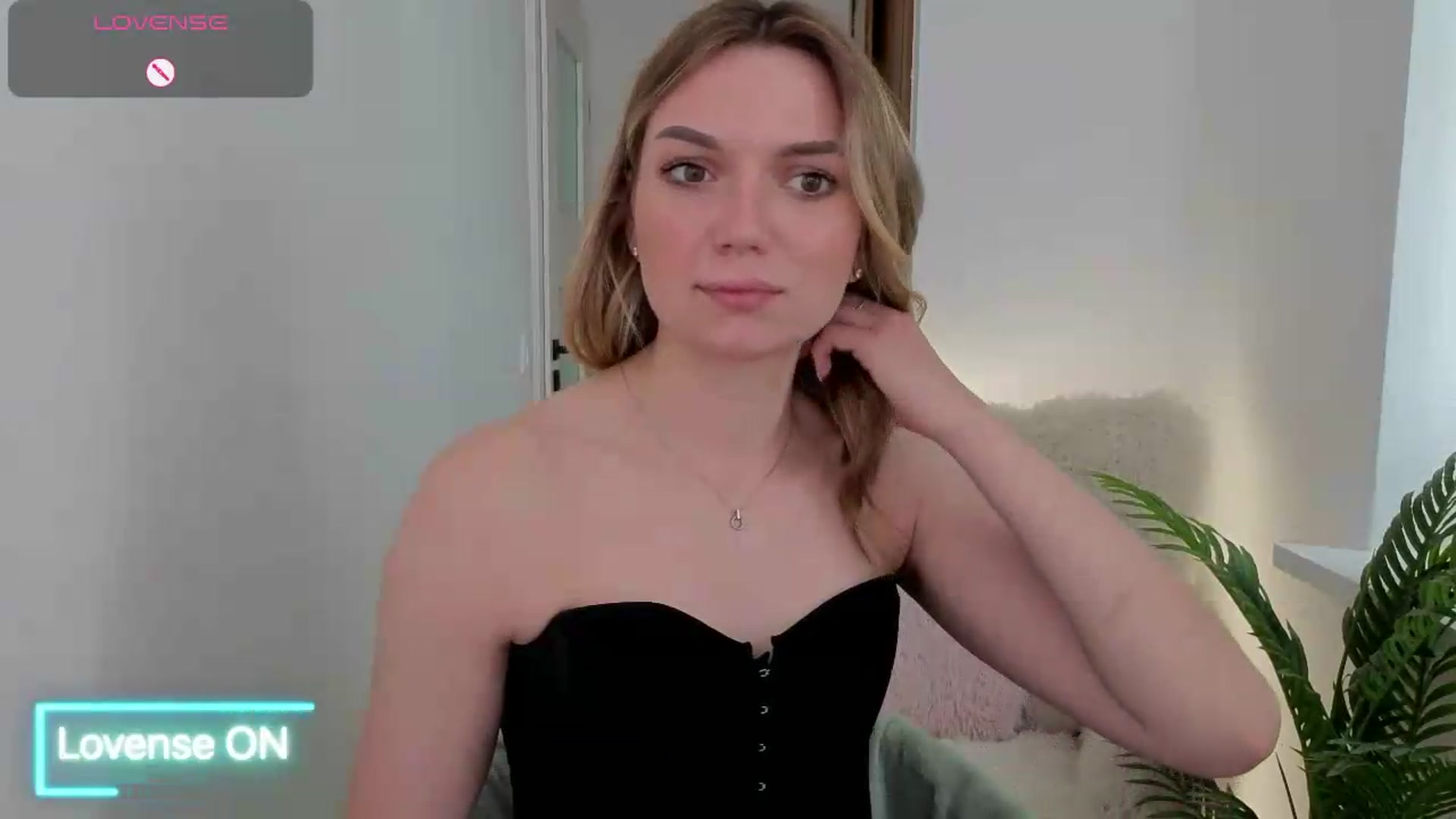 Gallery image thumbnail from AshleyMimi's myfreecams stream on, 06/04/2026, 14:09 image 20 of 20