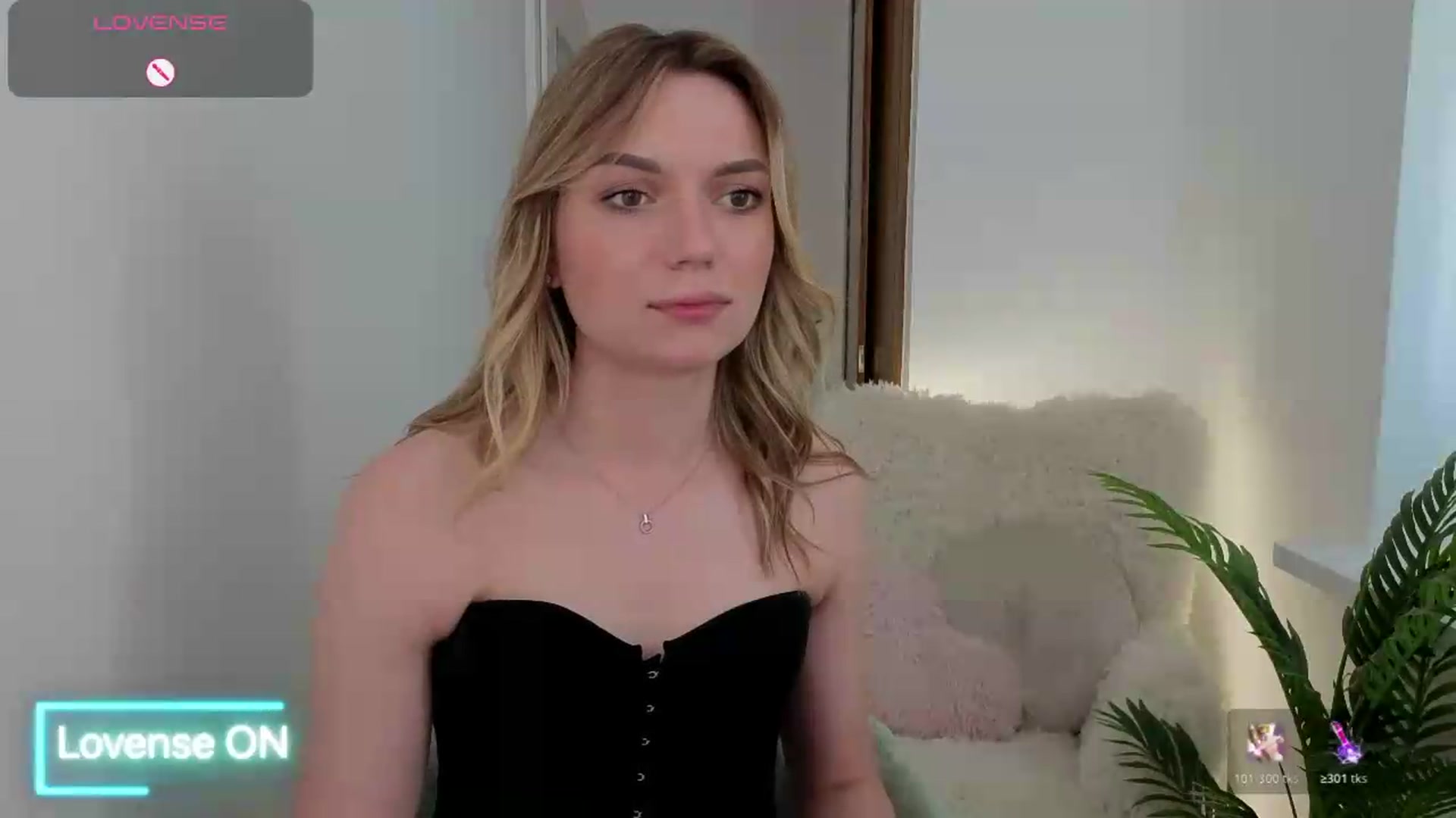 Gallery image thumbnail from AshleyMimi's myfreecams stream on, 06/04/2026, 15:32 image 8 of 20