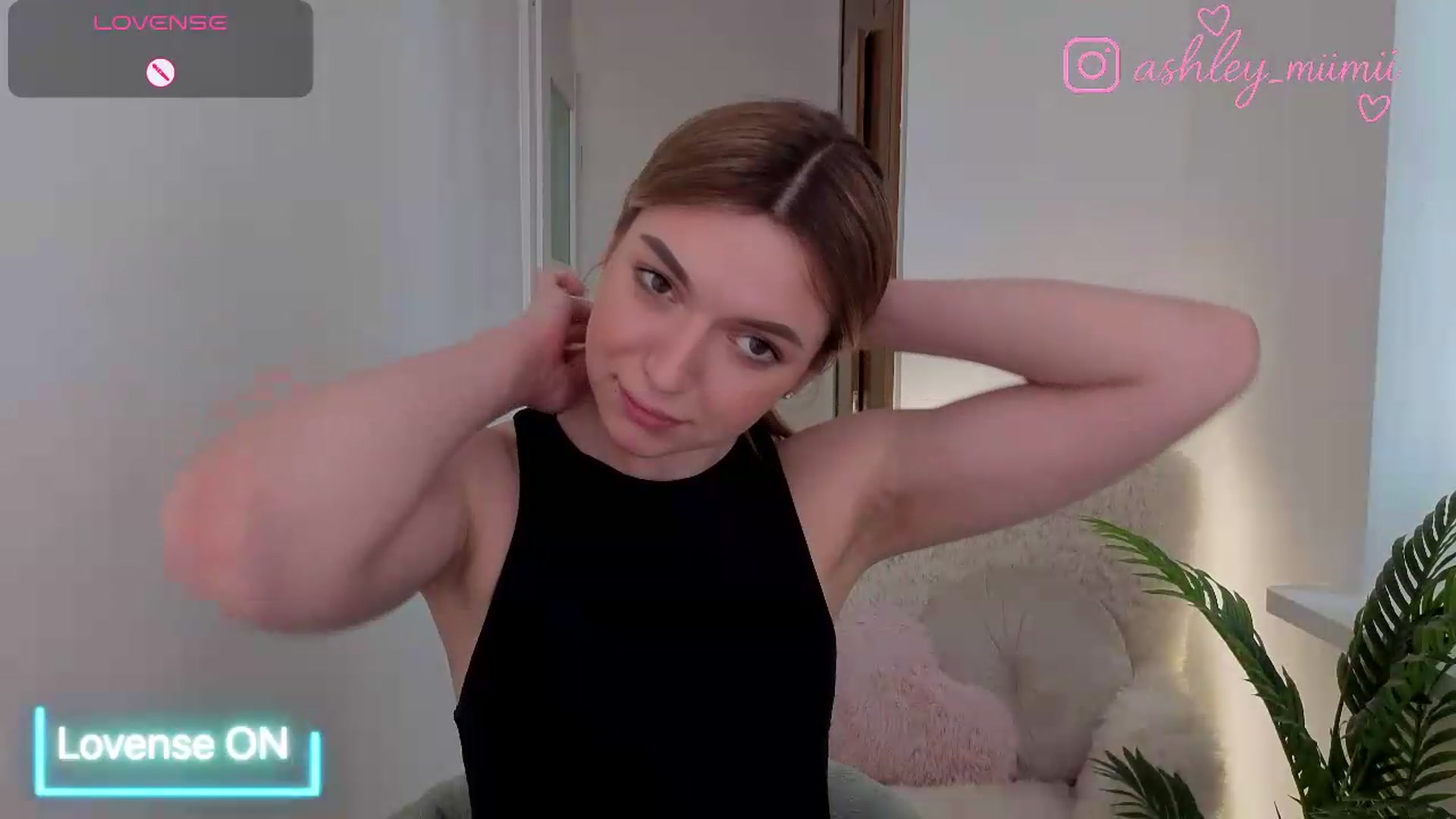 Gallery image thumbnail from AshleyMimi's myfreecams stream on, 06/07/2026, 14:44 image 19 of 20