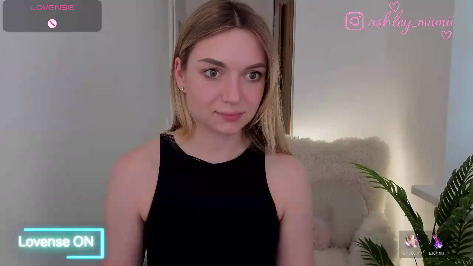 Gallery image thumbnail from AshleyMimi's myfreecams stream on, 06/07/2026, 17:34 image 12 of 20