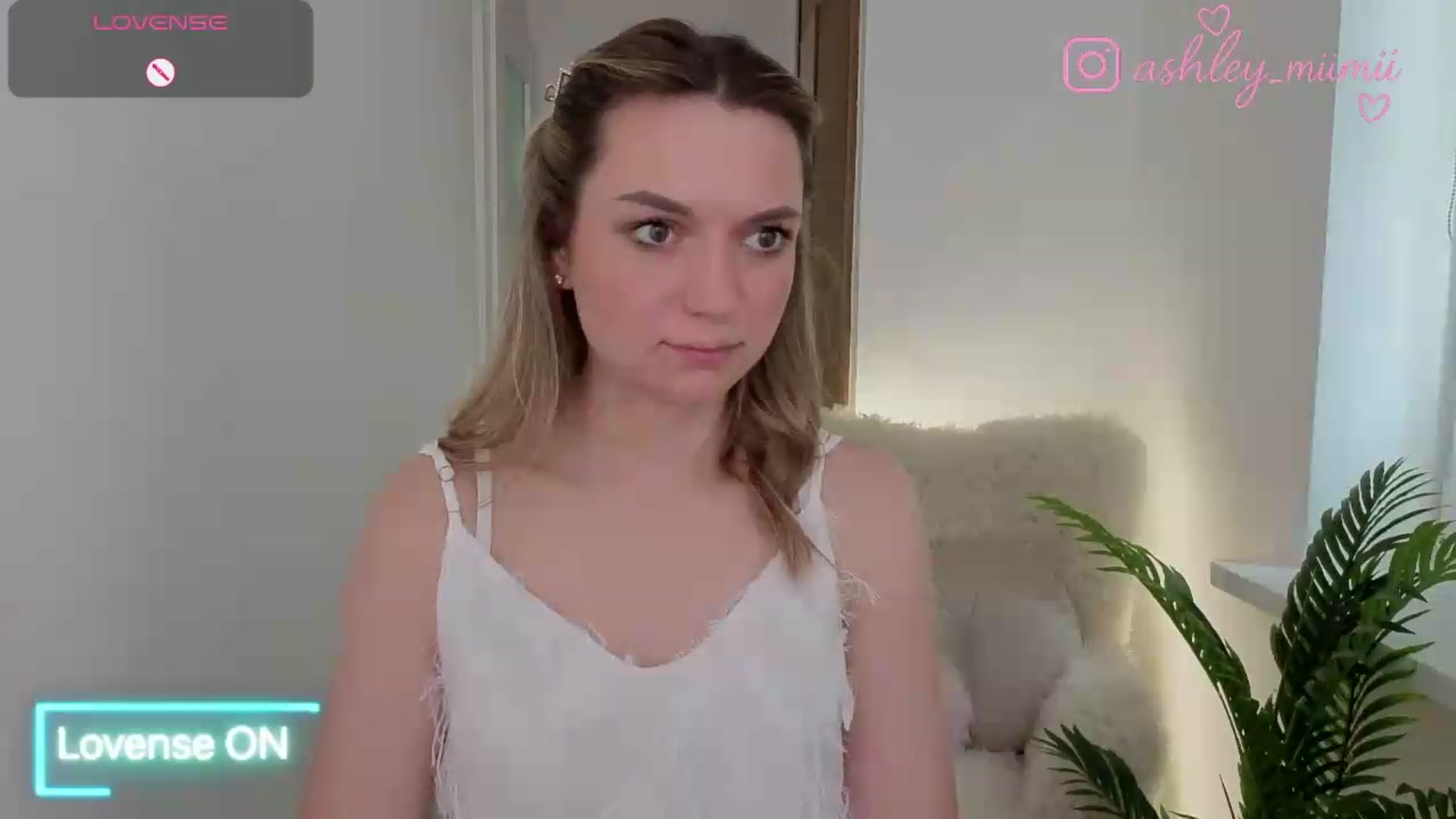 Gallery image thumbnail from AshleyMimi's myfreecams stream on, 06/11/2026, 15:21 image 3 of 20