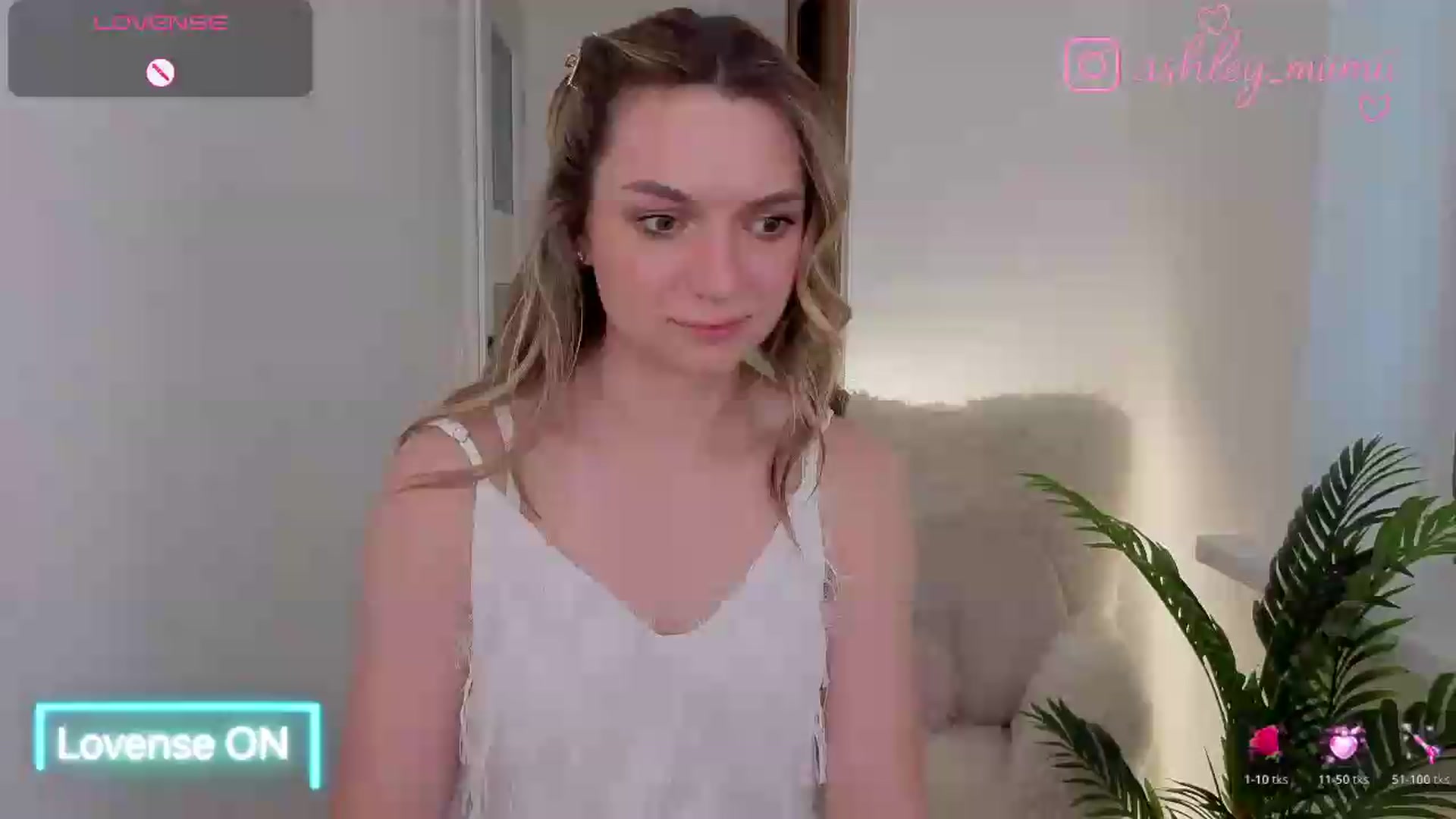 Gallery image thumbnail from AshleyMimi's myfreecams stream on, 06/11/2026, 19:17 image 1 of 20