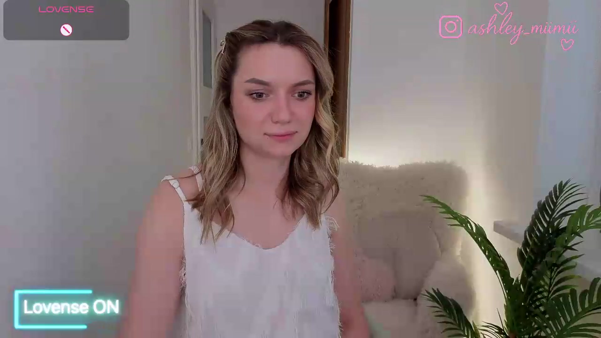 Gallery image thumbnail from AshleyMimi's myfreecams stream on, 06/11/2026, 19:17 image 8 of 20