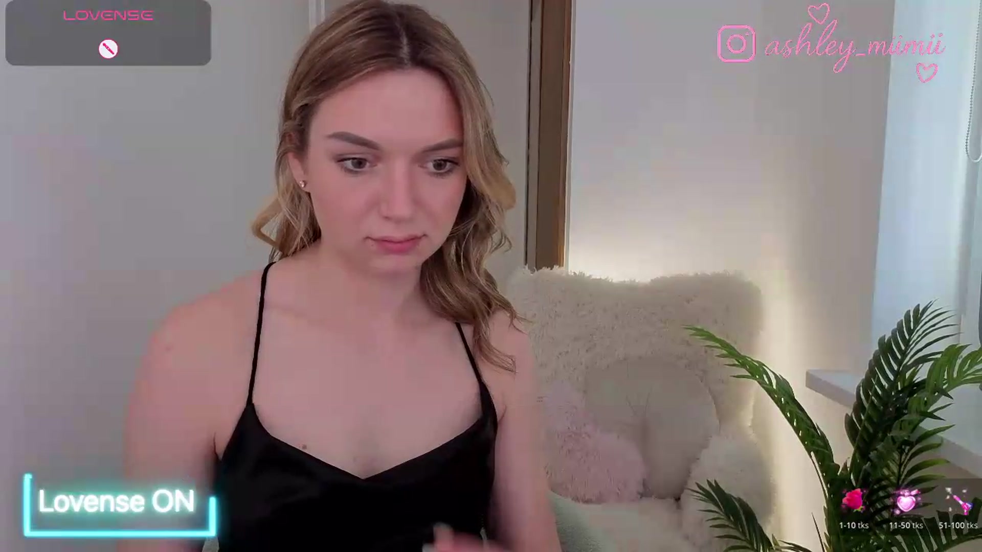 Gallery image thumbnail from AshleyMimi's myfreecams stream on, 06/13/2026, 15:42 image 17 of 20