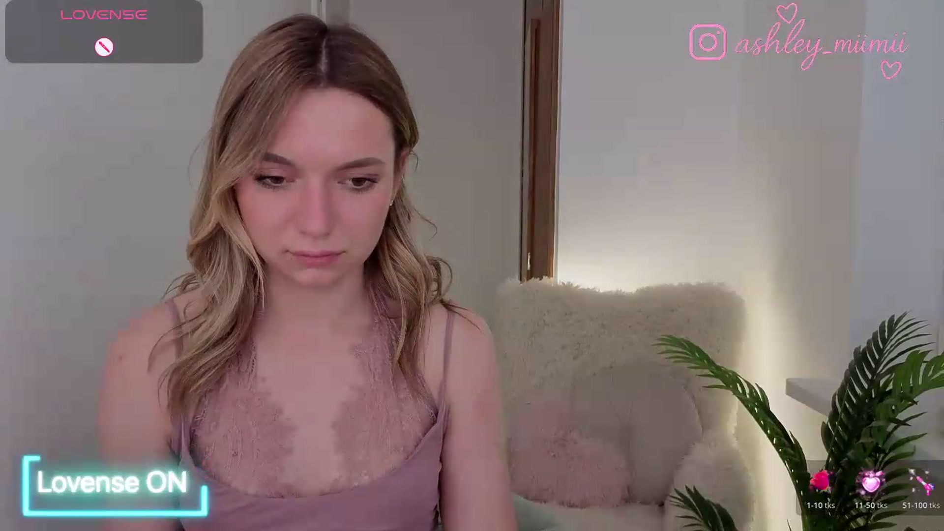 Gallery image thumbnail from AshleyMimi's myfreecams stream on, 06/15/2026, 20:29 image 2 of 20