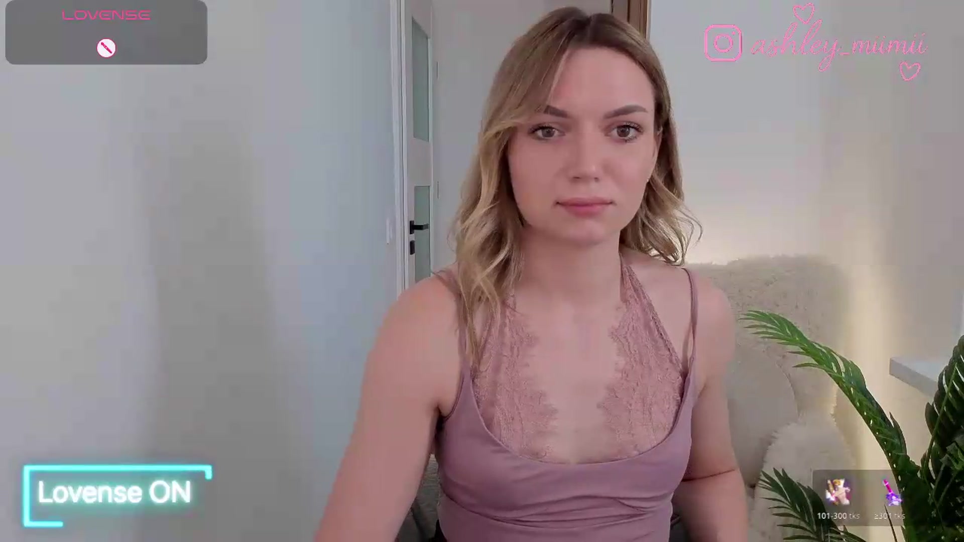 Gallery image thumbnail from AshleyMimi's myfreecams stream on, 06/24/2026, 14:51 image 4 of 20