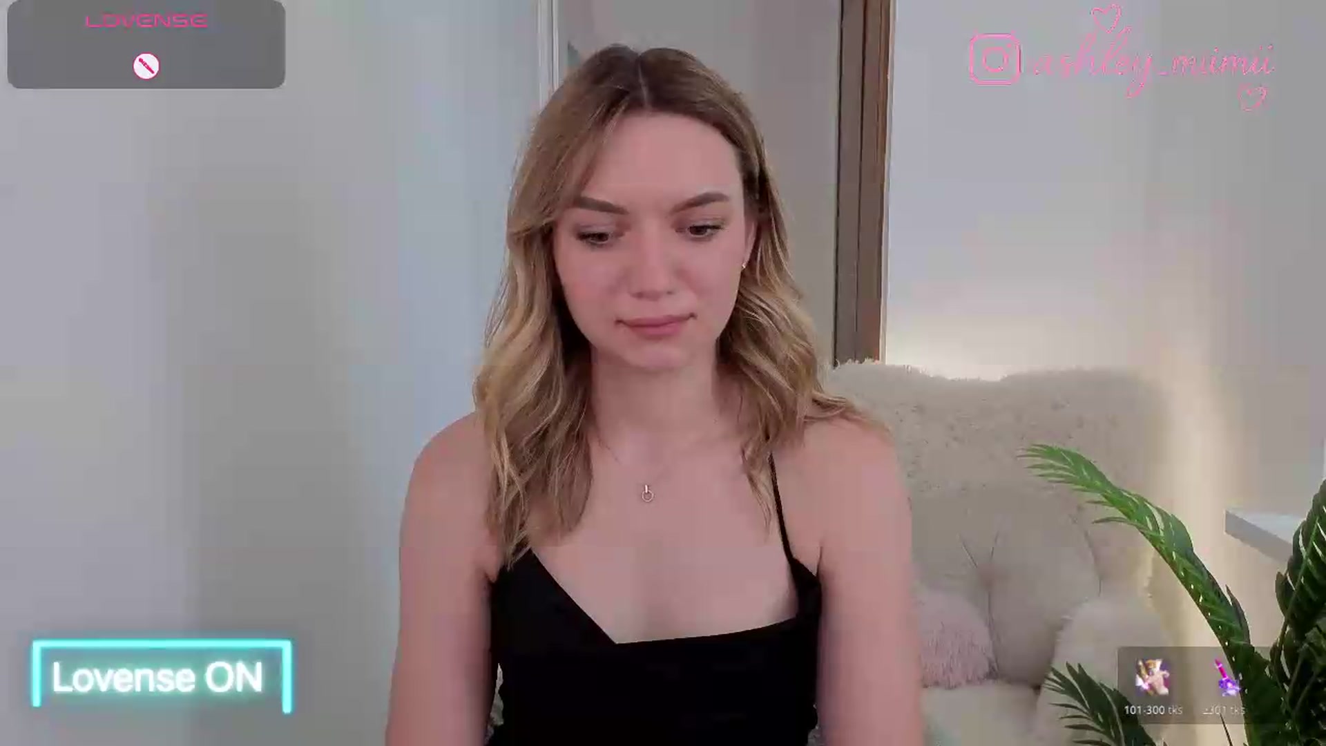 Gallery image thumbnail from AshleyMimi's myfreecams stream on, 06/25/2026, 12:34 image 14 of 20