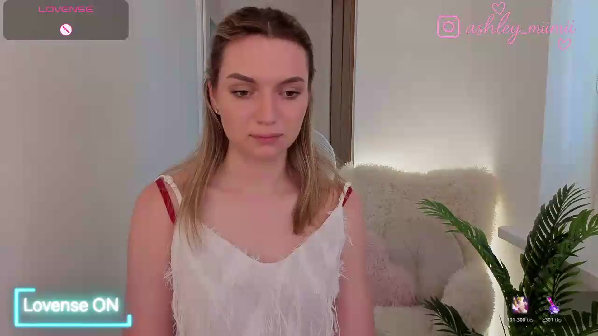 Gallery image thumbnail from AshleyMimi's myfreecams stream on, 06/27/2026, 17:33 image 7 of 20