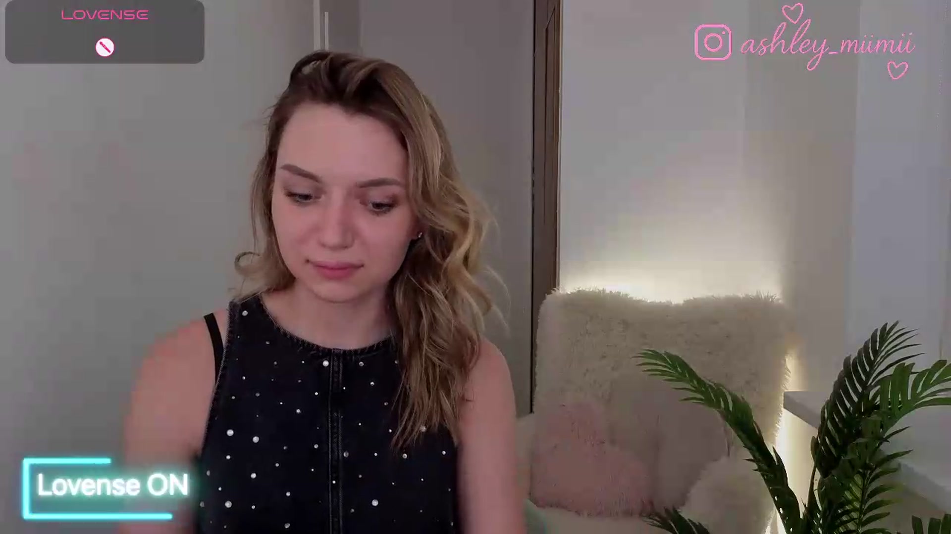 Gallery image thumbnail from AshleyMimi's myfreecams stream on, 06/30/2026, 20:00 image 12 of 20