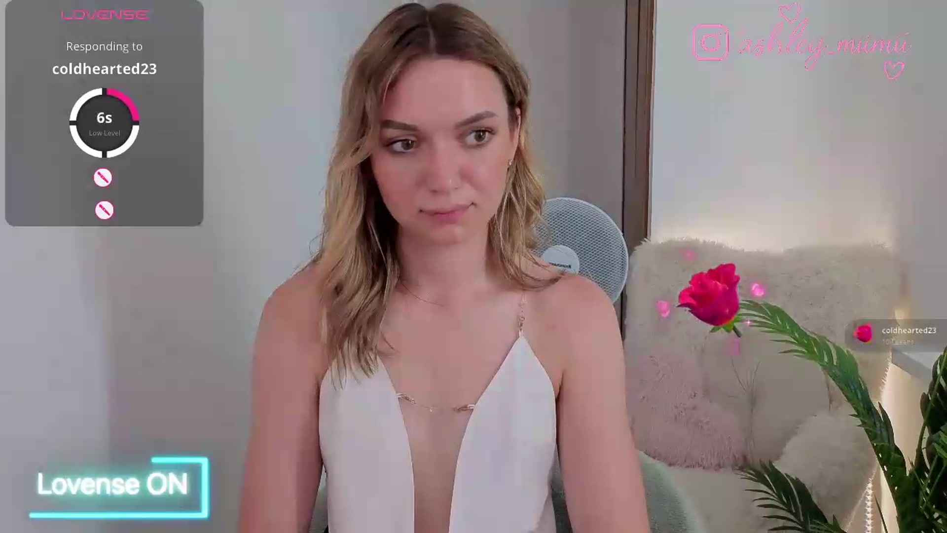 Gallery image thumbnail from AshleyMimi's myfreecams stream on, 07/01/2026, 14:34 image 5 of 20