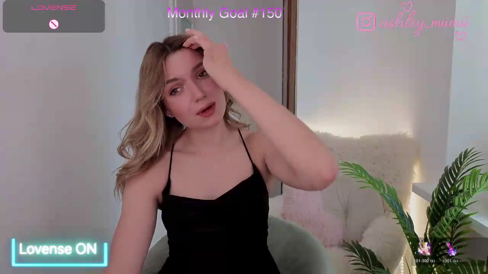 Gallery image thumbnail from AshleyMimi's myfreecams stream on, 07/04/2026, 13:27 image 11 of 20