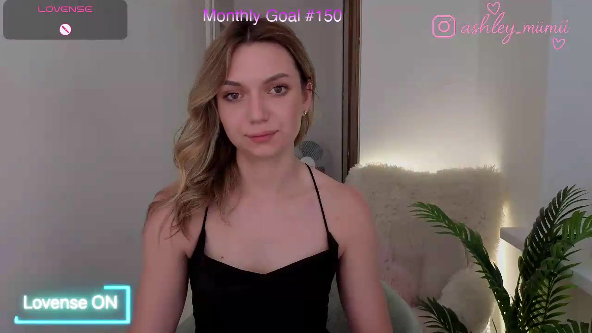 Gallery image thumbnail from AshleyMimi's myfreecams stream on, 07/04/2026, 19:43 image 8 of 20