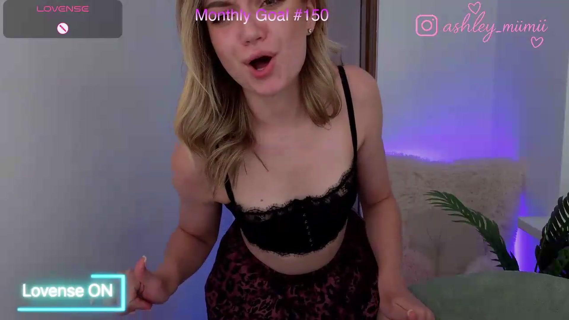 Gallery image thumbnail from AshleyMimi's myfreecams stream on, 07/05/2026, 17:37 image 11 of 20