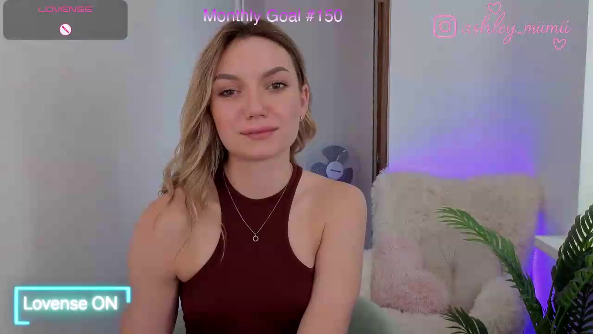 Gallery image thumbnail from AshleyMimi's myfreecams stream on, 07/08/2026, 14:09 image 10 of 20