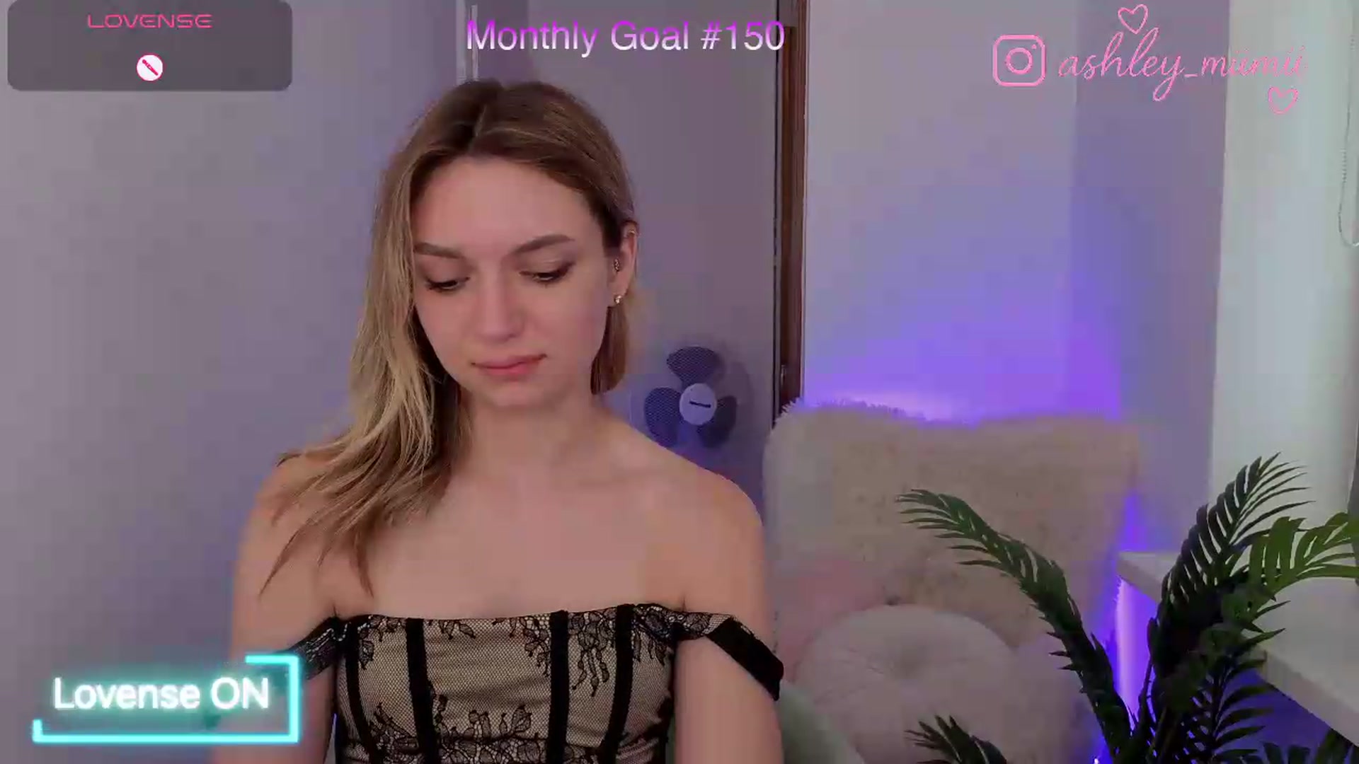 Gallery image thumbnail from AshleyMimi's myfreecams stream on, 07/09/2026, 15:13 image 15 of 20