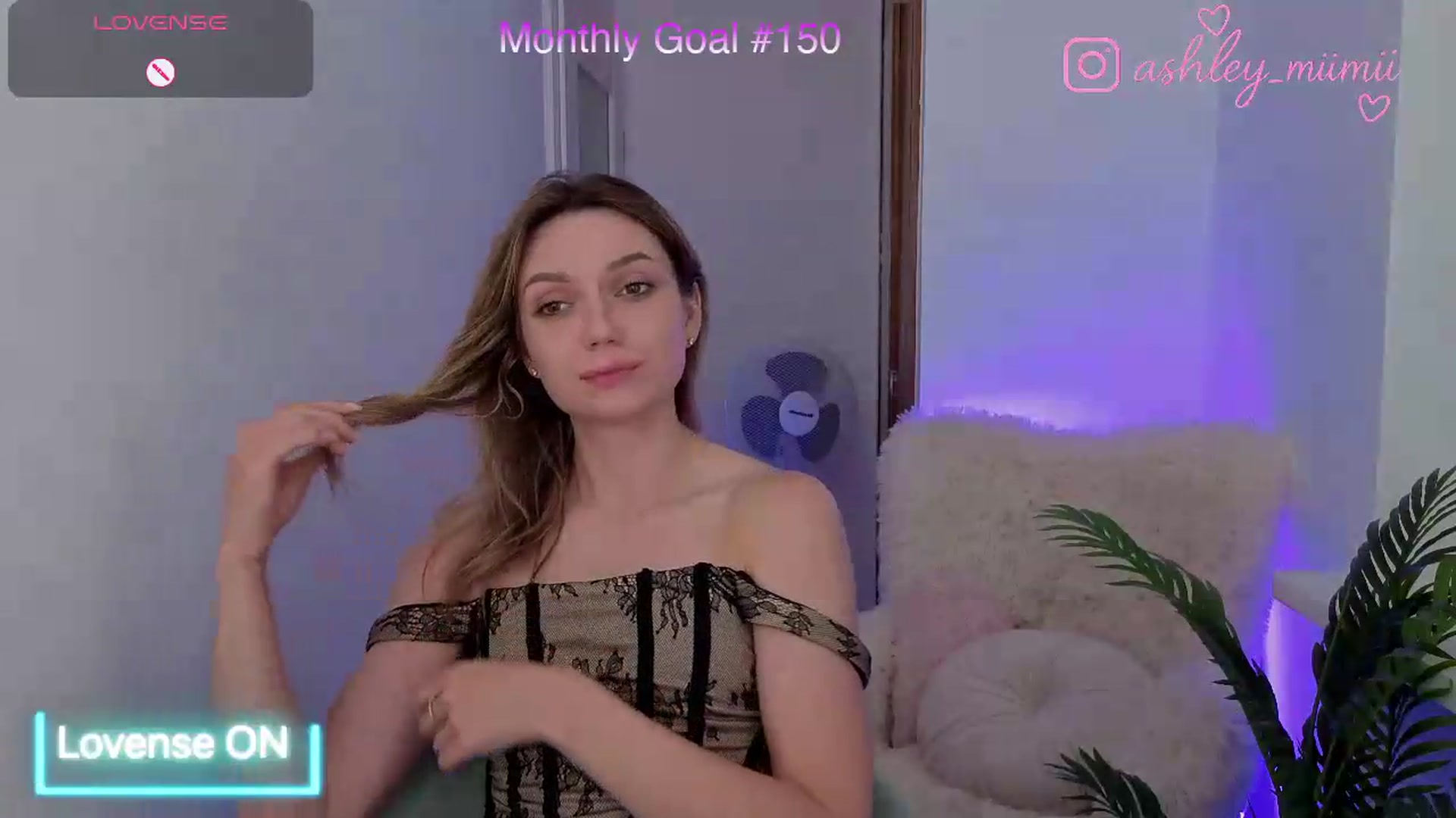 Gallery image thumbnail from AshleyMimi's myfreecams stream on, 07/09/2026, 20:01 image 15 of 20