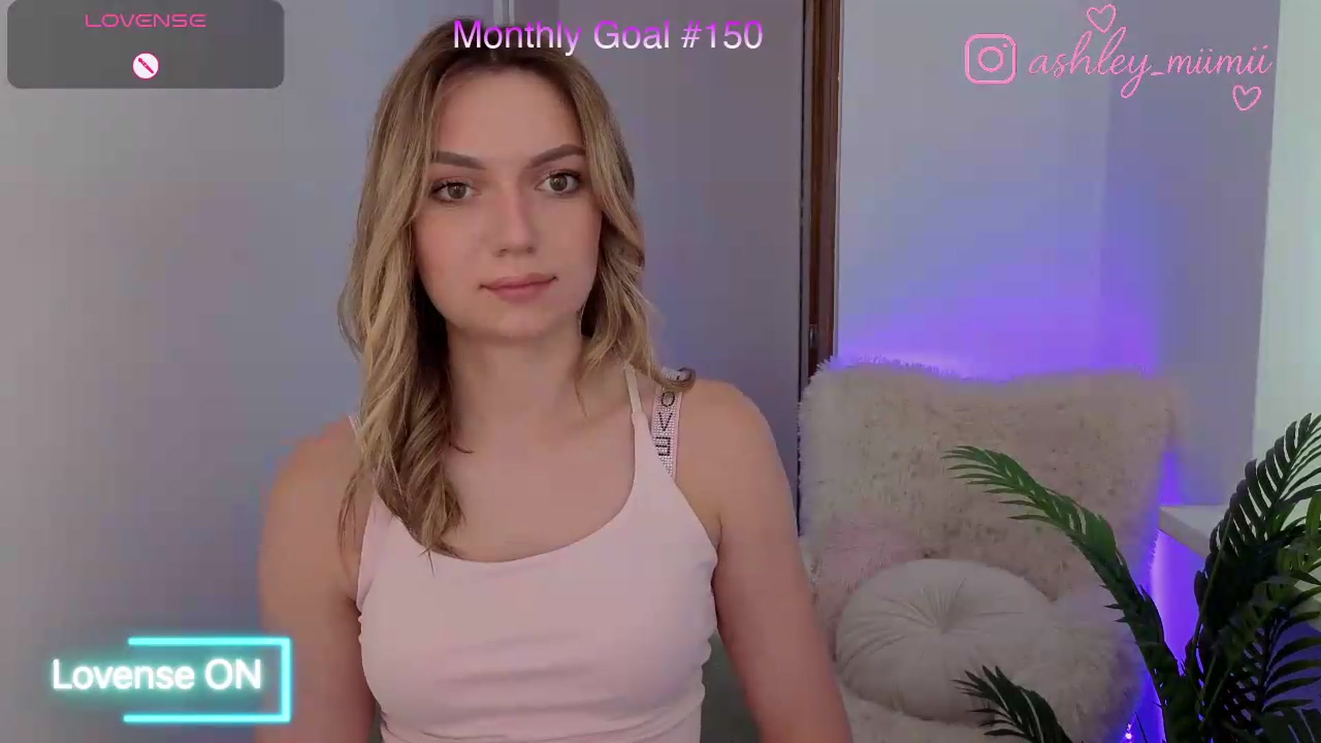 Gallery image thumbnail from AshleyMimi's myfreecams stream on, 07/10/2026, 14:34 image 14 of 20