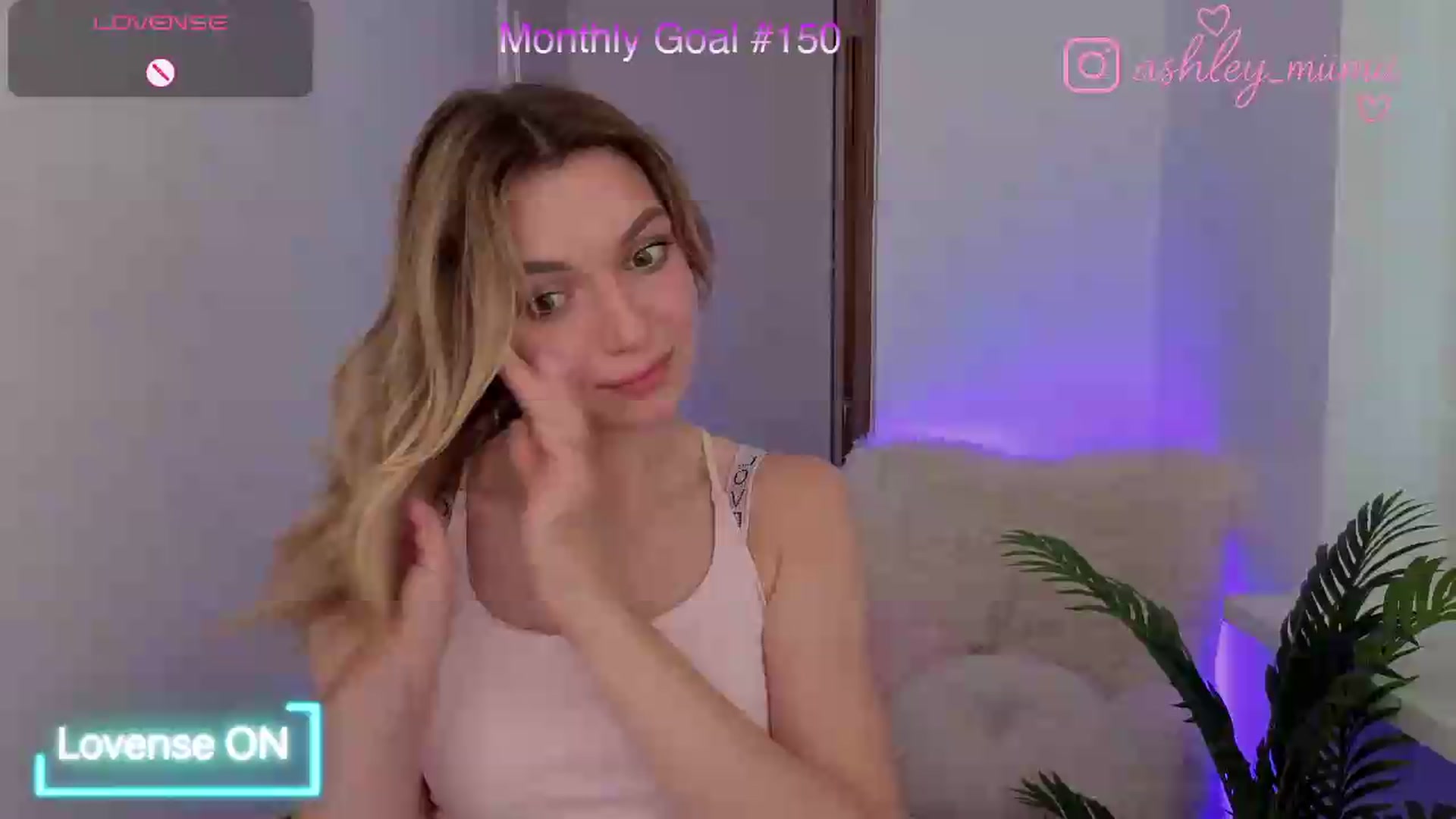 Gallery image thumbnail from AshleyMimi's myfreecams stream on, 07/10/2026, 18:49 image 1 of 20