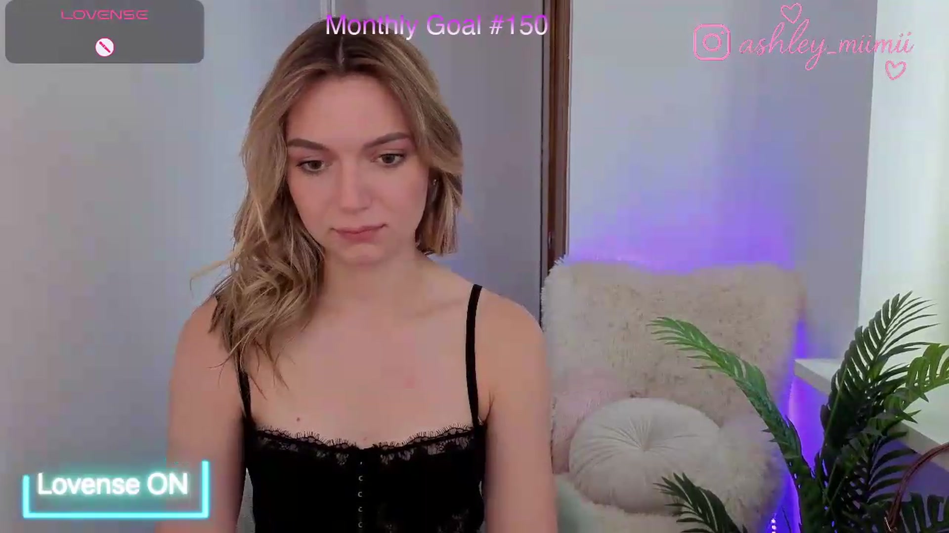 Gallery image thumbnail from AshleyMimi's myfreecams stream on, 07/11/2026, 13:43 image 10 of 20
