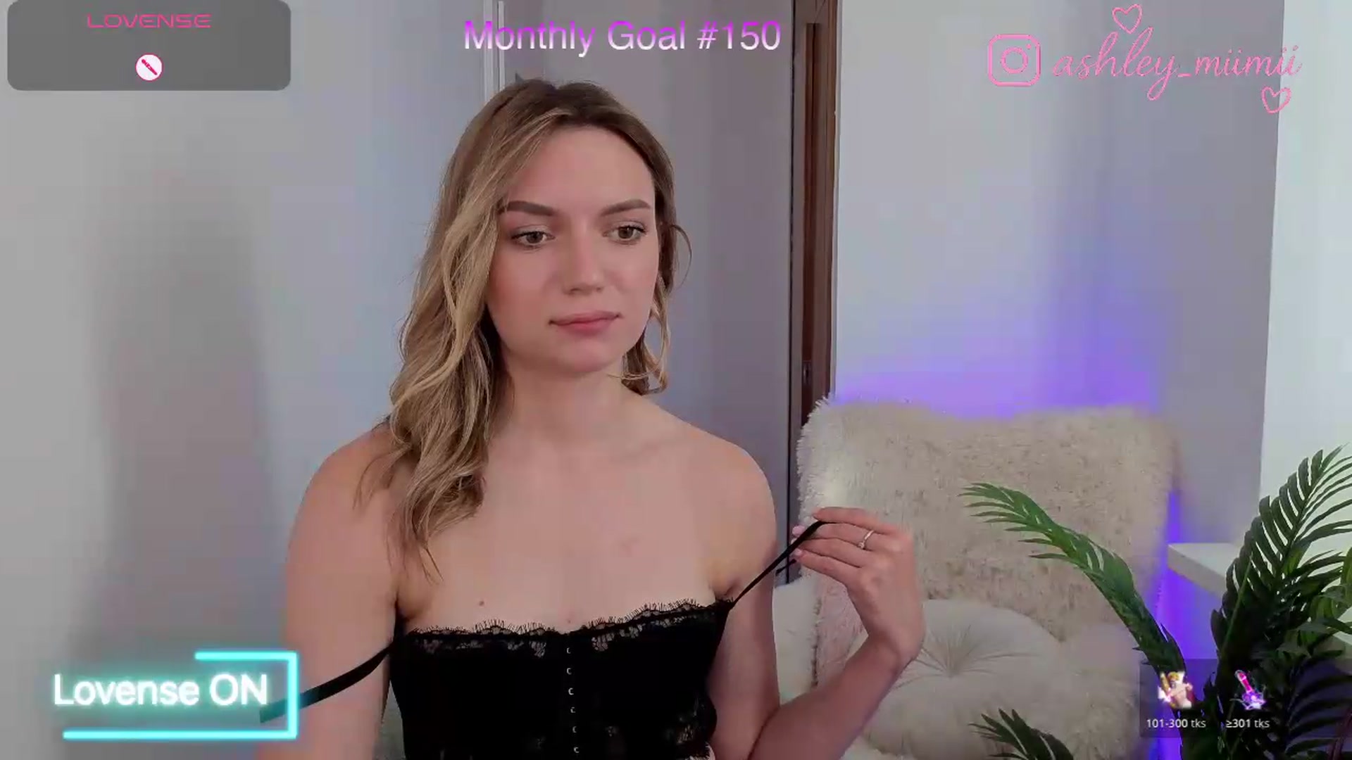 Gallery image thumbnail from AshleyMimi's myfreecams stream on, 07/11/2026, 15:59 image 11 of 20