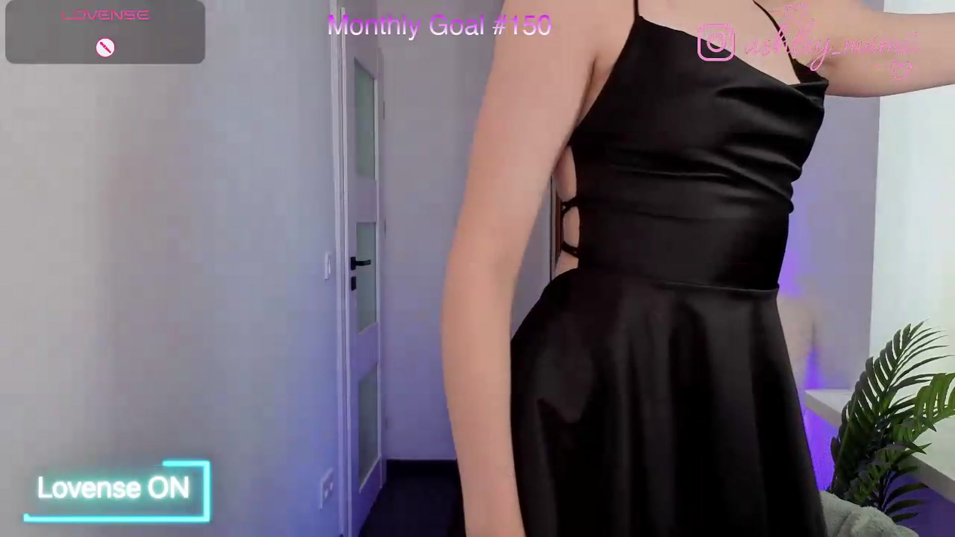 Gallery image thumbnail from AshleyMimi's myfreecams stream on, 07/13/2026, 15:21 image 2 of 20