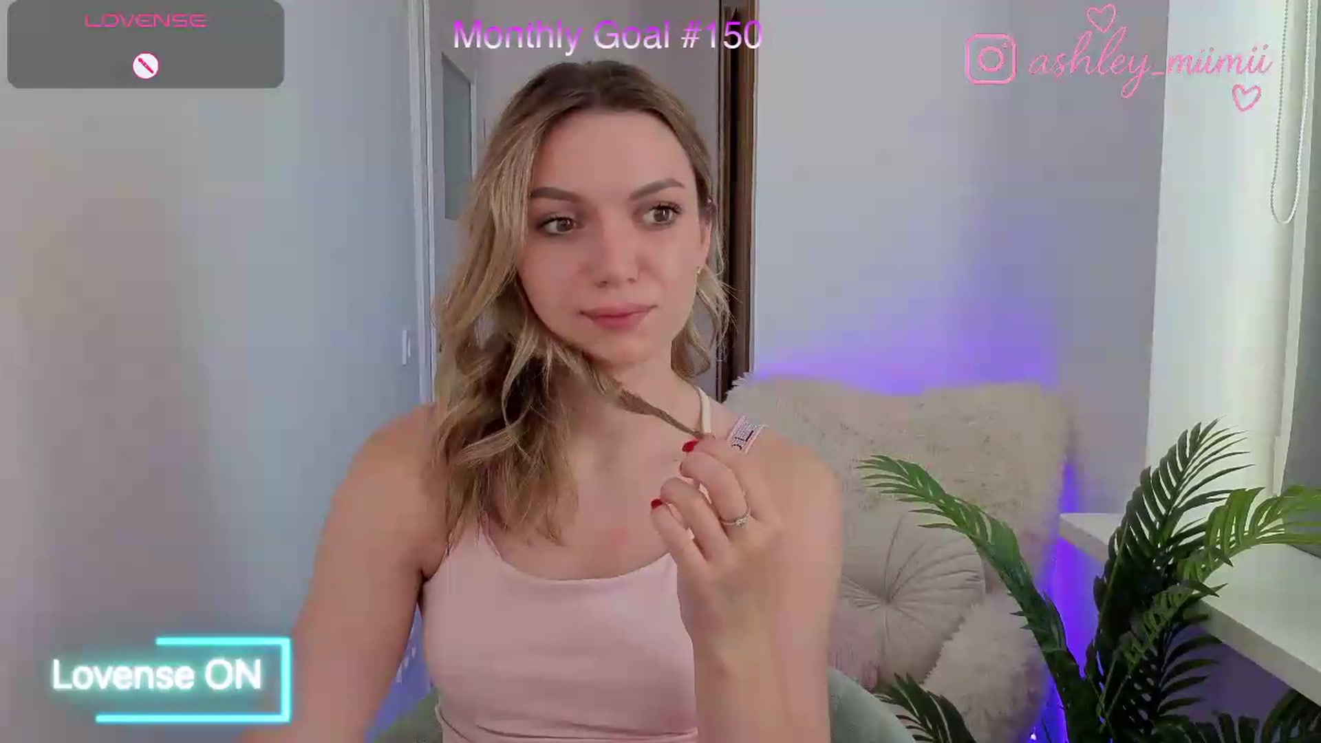 Gallery image thumbnail from AshleyMimi's myfreecams stream on, 07/15/2026, 15:04 image 9 of 20