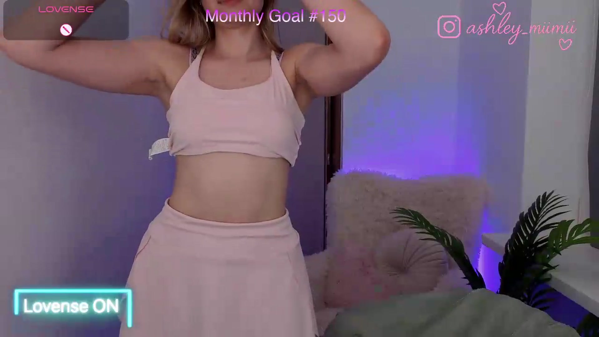 Gallery image thumbnail from AshleyMimi's myfreecams stream on, 07/15/2026, 19:17 image 20 of 20
