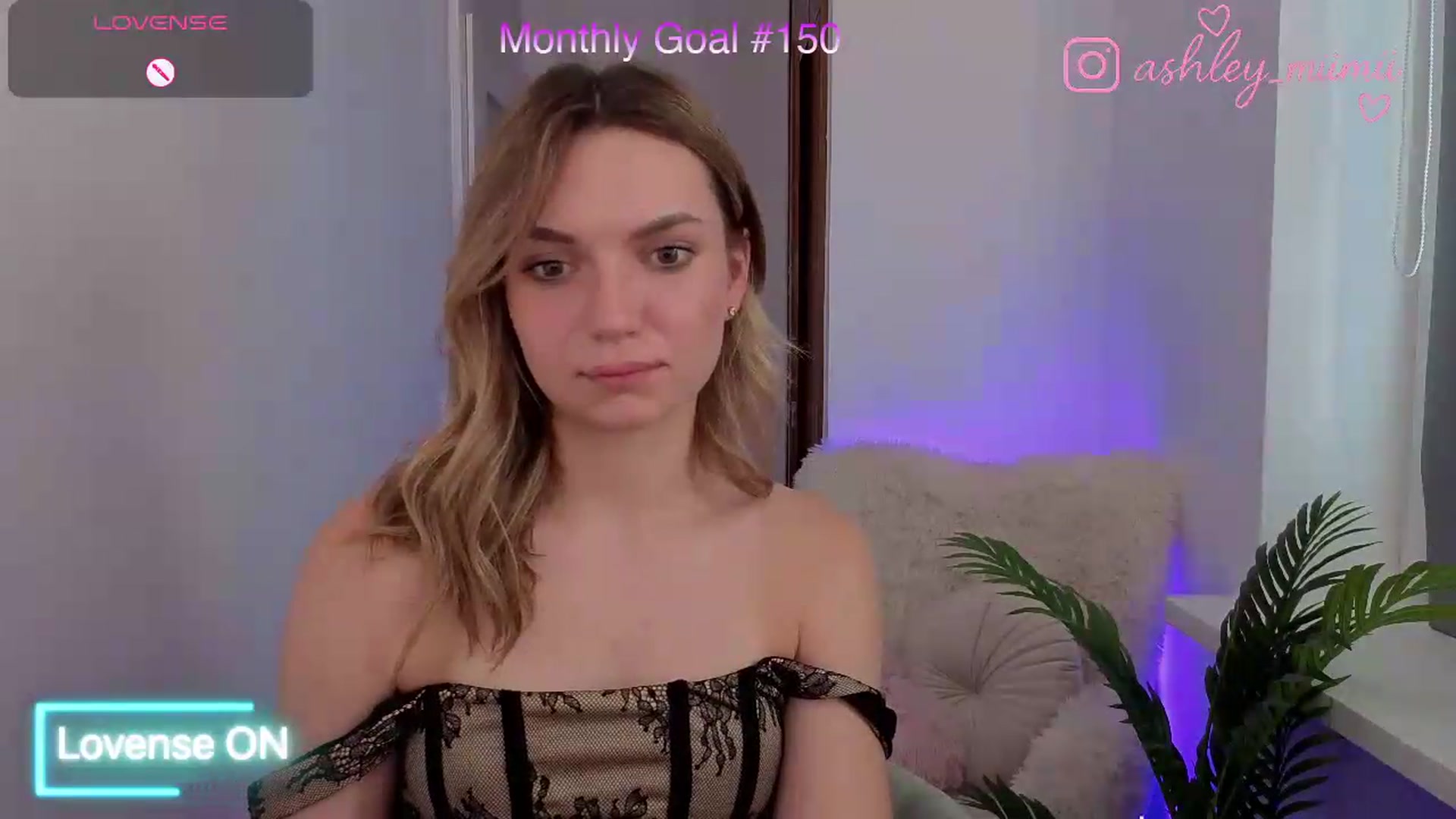 Gallery image thumbnail from AshleyMimi's myfreecams stream on, 07/16/2026, 16:49 image 9 of 20