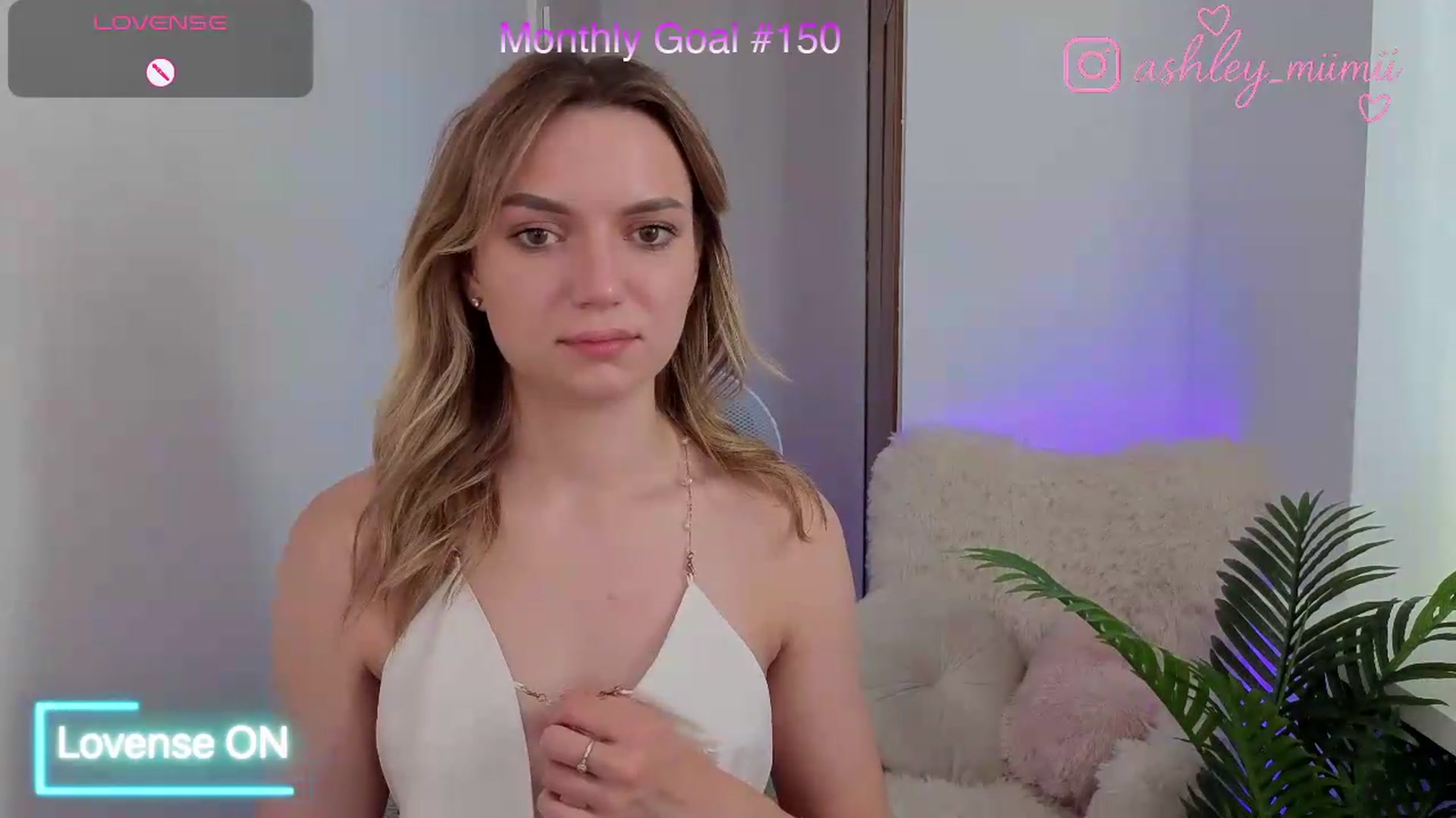 Gallery image thumbnail from AshleyMimi's myfreecams stream on, 07/17/2026, 15:01 image 7 of 20