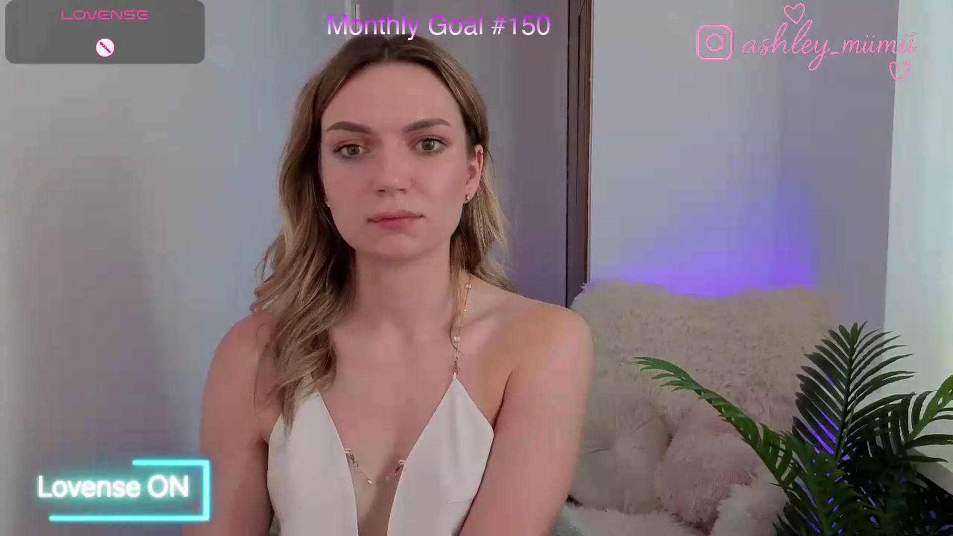 Gallery image thumbnail from AshleyMimi's myfreecams stream on, 07/17/2026, 15:01 image 6 of 20