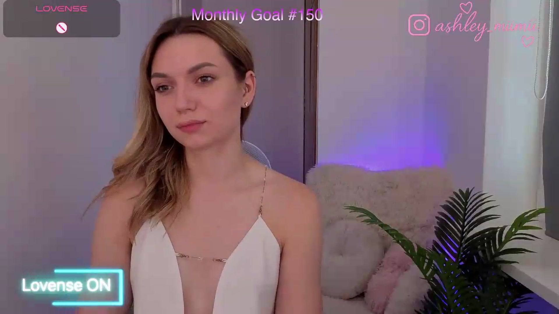 Gallery image thumbnail from AshleyMimi's myfreecams stream on, 07/17/2026, 17:06 image 19 of 20