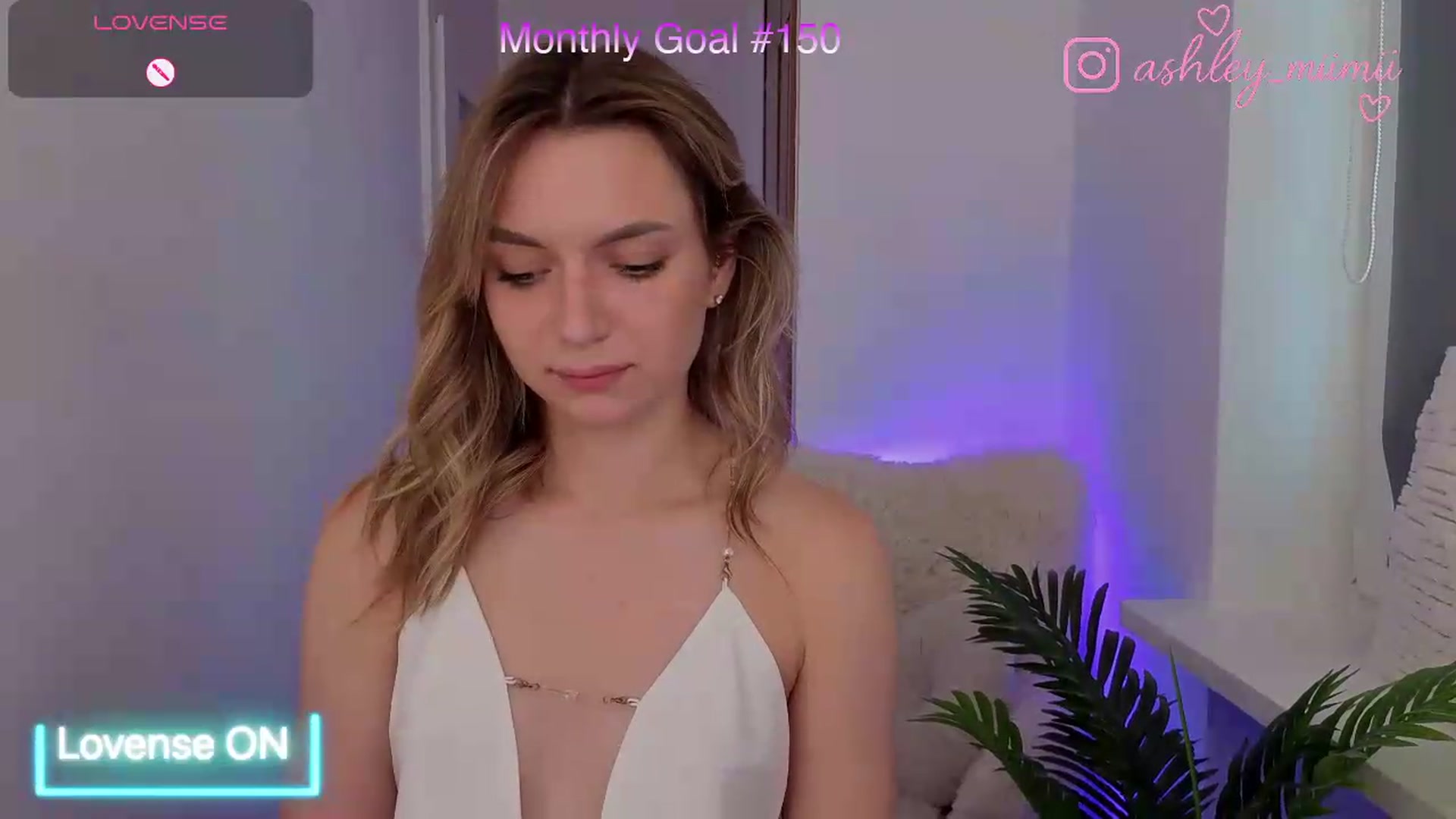 Gallery image thumbnail from AshleyMimi's myfreecams stream on, 07/22/2026, 17:32 image 14 of 20