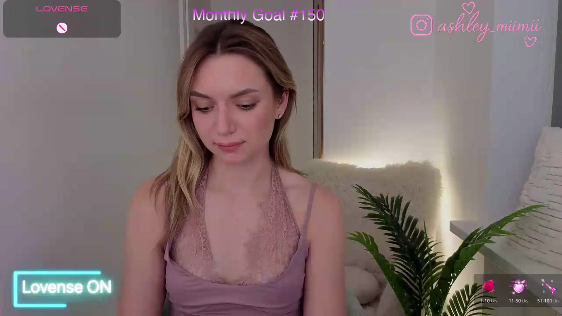 Gallery image thumbnail from AshleyMimi's myfreecams stream on, 07/23/2026, 19:04 image 9 of 20