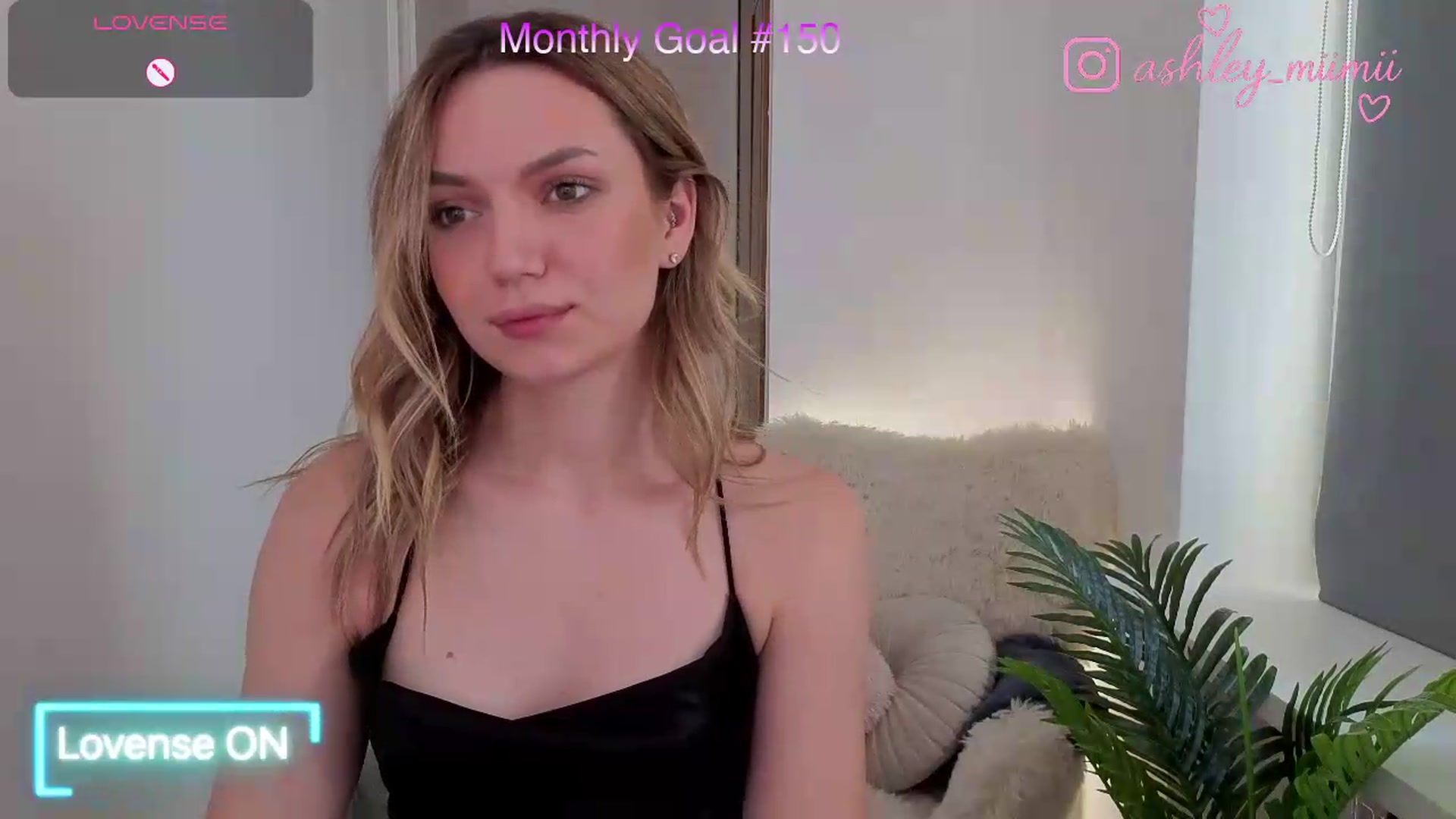 Gallery image thumbnail from AshleyMimi's myfreecams stream on, 07/26/2026, 14:10 image 4 of 20