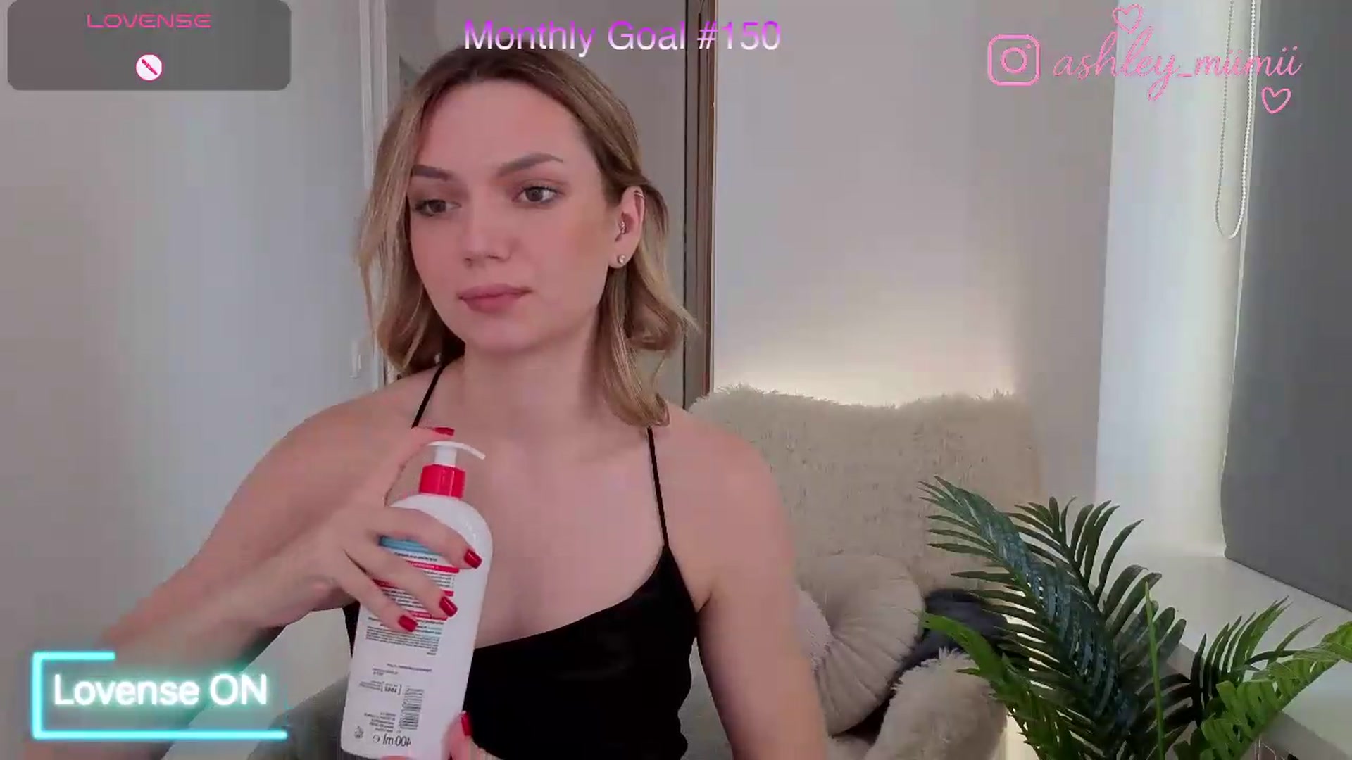 Gallery image thumbnail from AshleyMimi's myfreecams stream on, 07/26/2026, 14:10 image 10 of 20