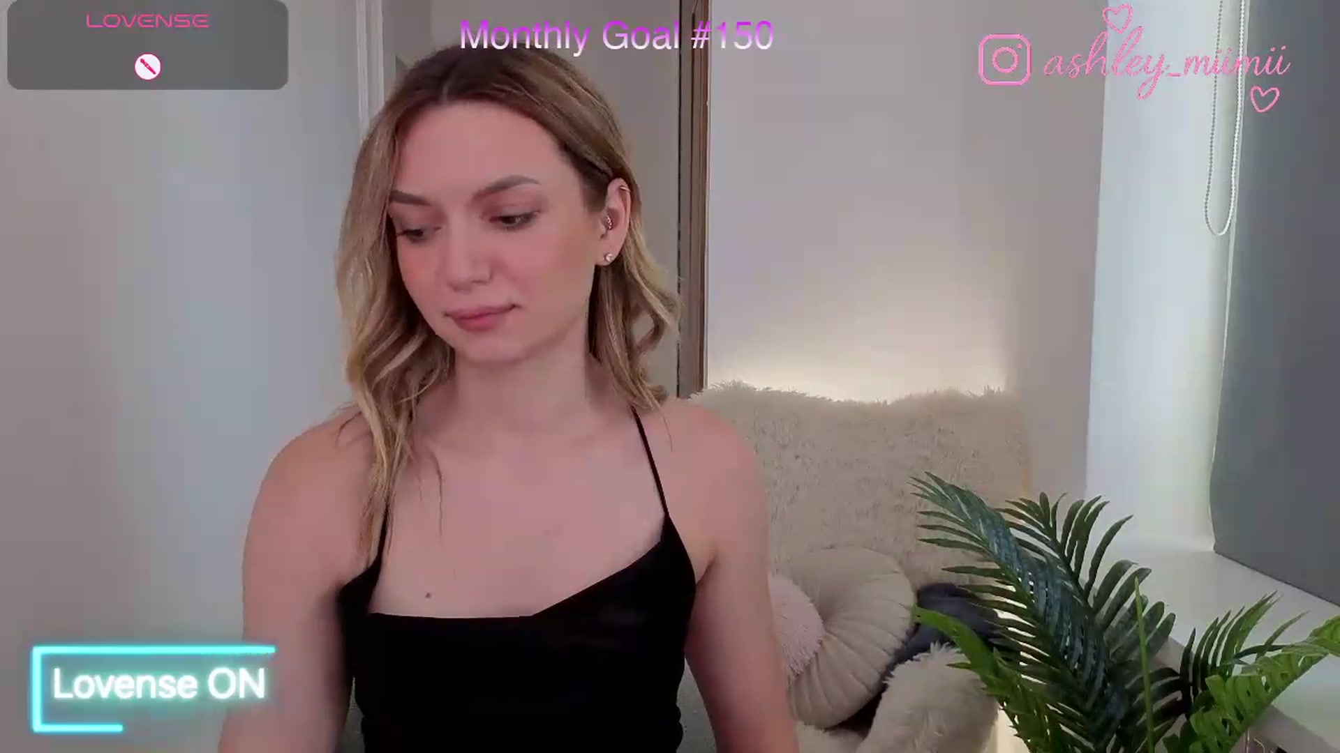 Gallery image thumbnail from AshleyMimi's myfreecams stream on, 07/26/2026, 14:10 image 12 of 20
