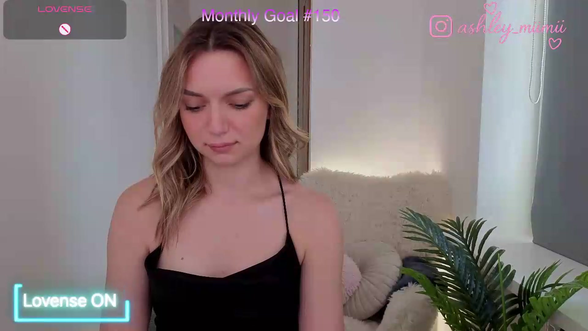 Gallery image thumbnail from AshleyMimi's myfreecams stream on, 07/26/2026, 14:10 image 18 of 20