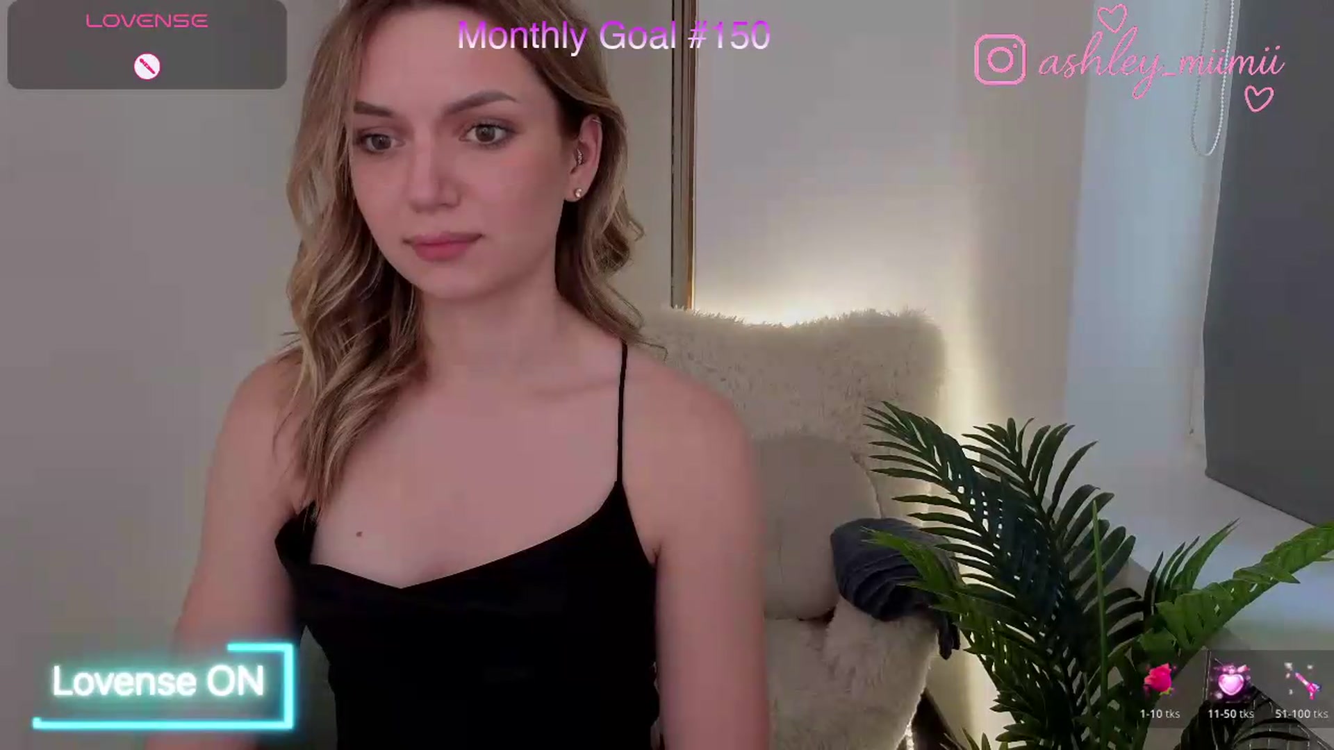 Gallery image thumbnail from AshleyMimi's myfreecams stream on, 07/26/2026, 17:17 image 11 of 20