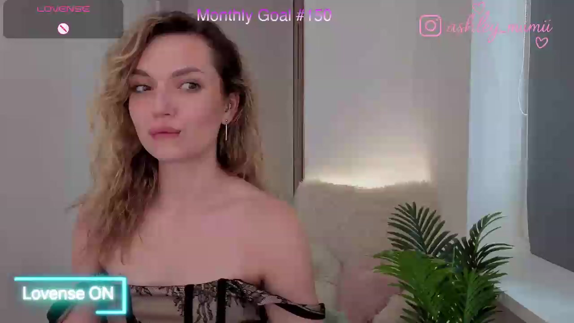 Gallery image thumbnail from AshleyMimi's myfreecams stream on, 08/01/2026, 16:27 image 9 of 20