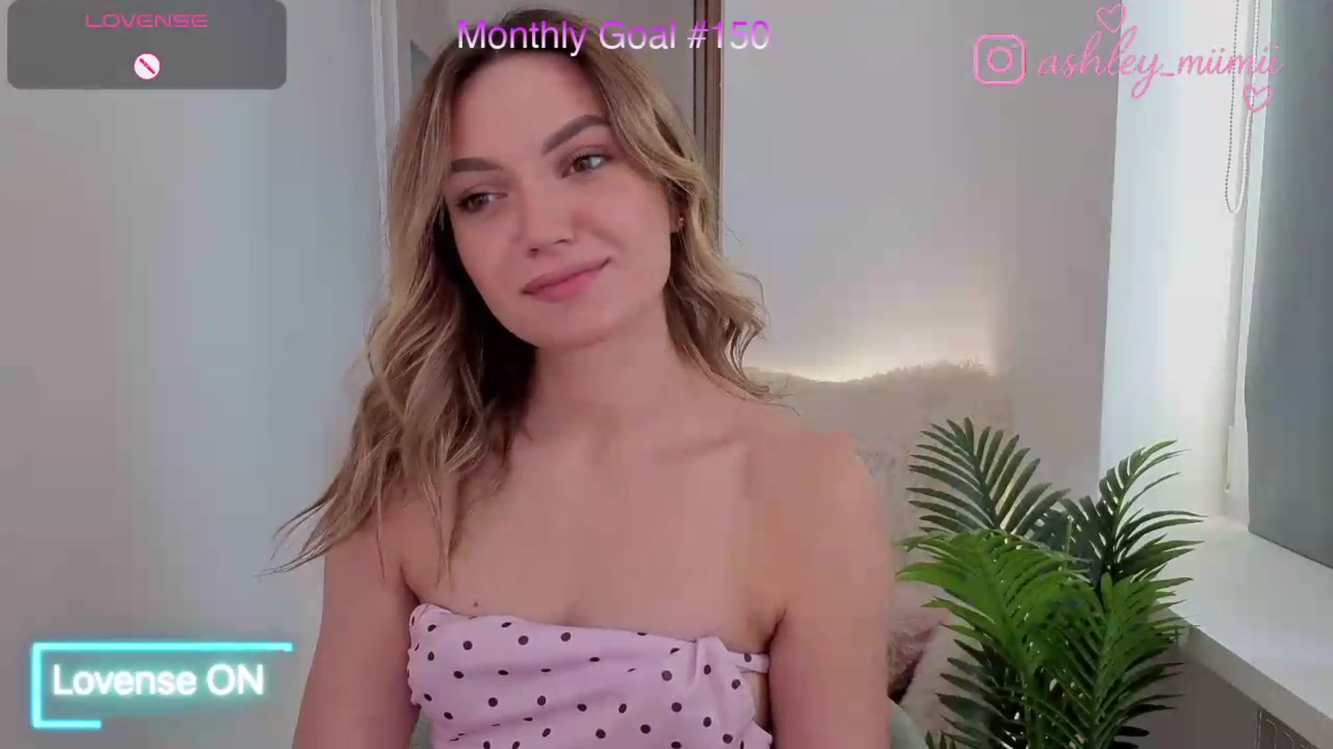 Gallery image thumbnail from AshleyMimi's myfreecams stream on, 08/08/2026, 12:41 image 19 of 20