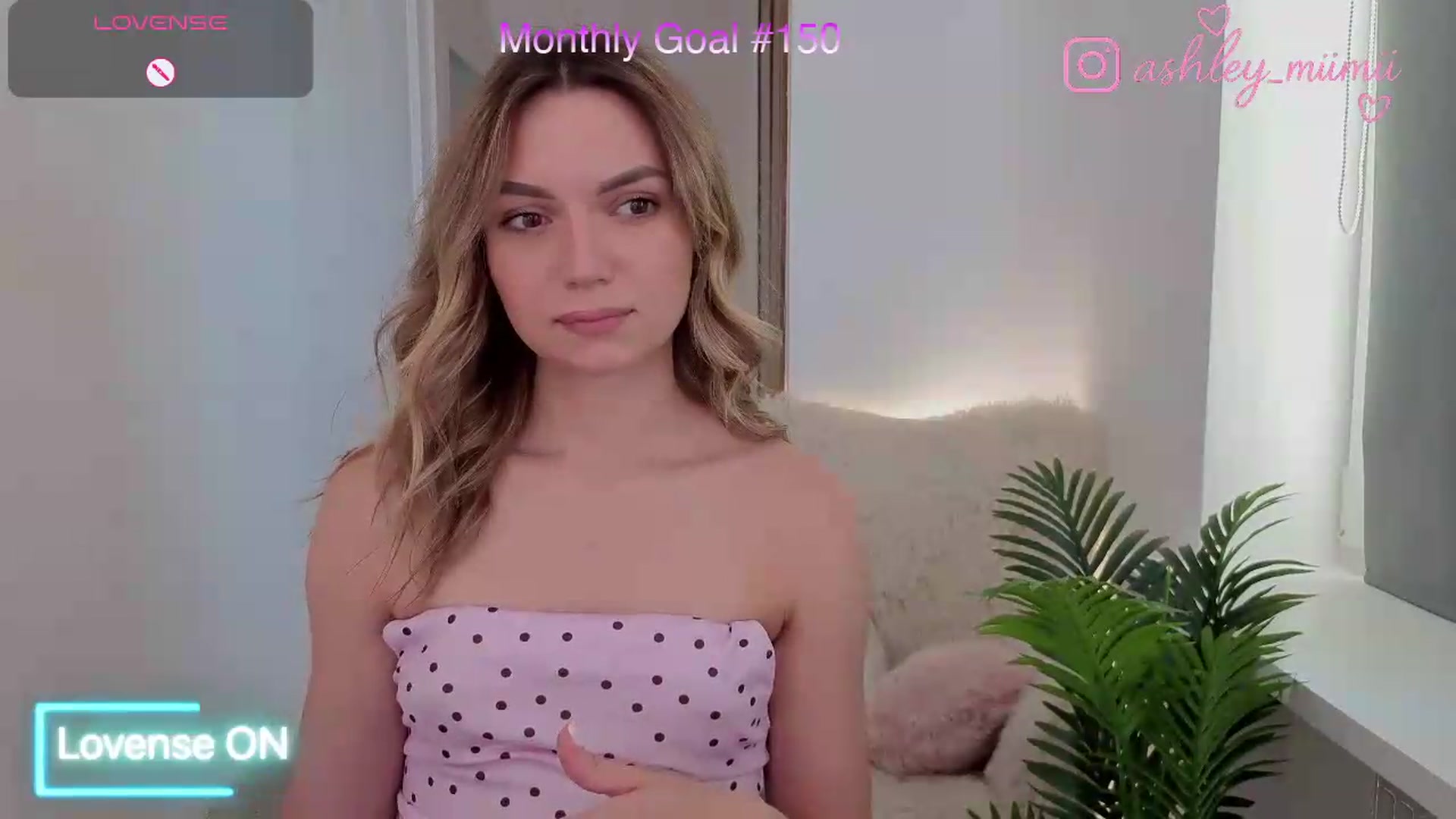 Gallery image thumbnail from AshleyMimi's myfreecams stream on, 08/08/2026, 12:41 image 2 of 20